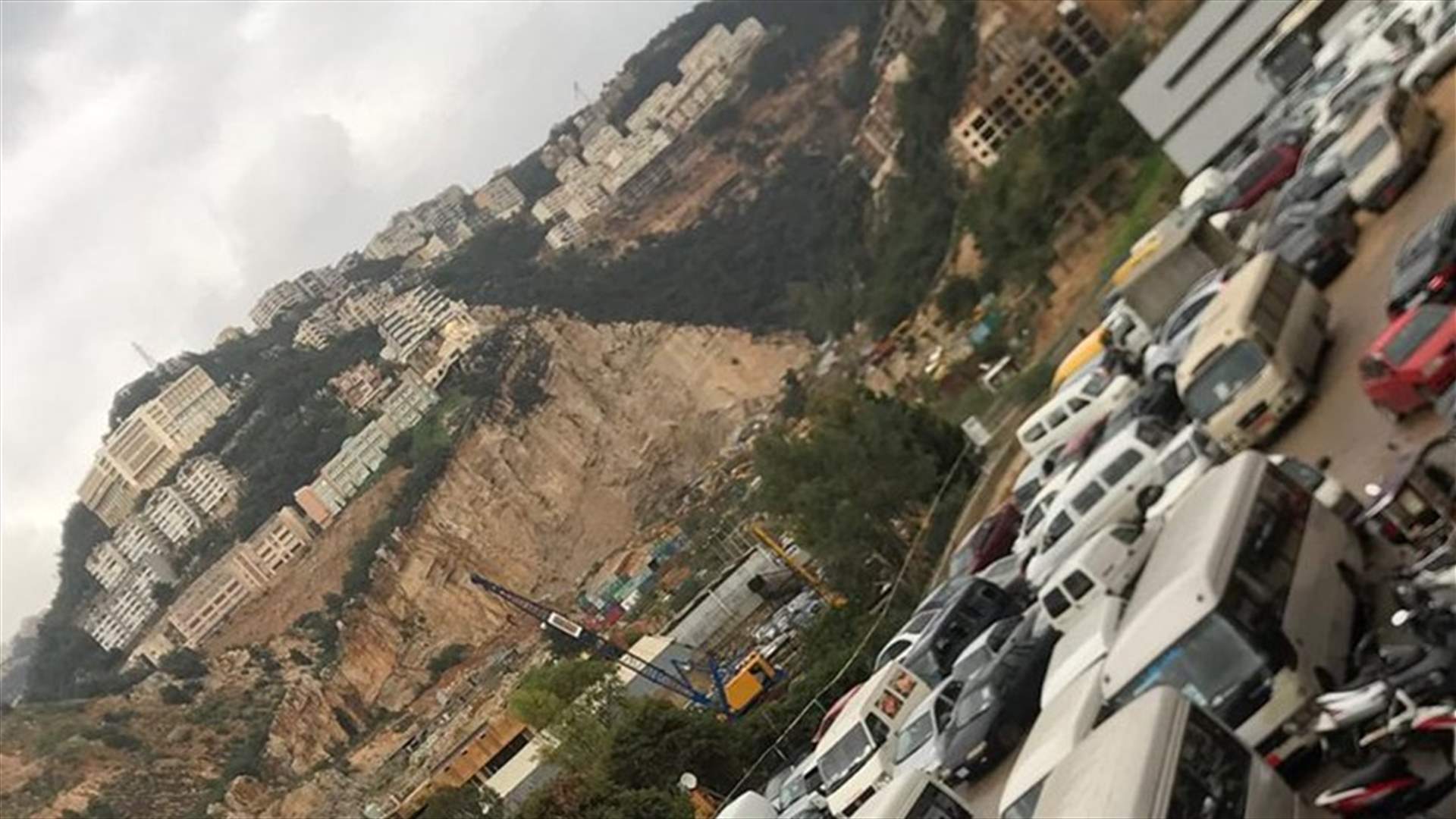 حجز 120 باصاً عمومياً يقودها أجانب