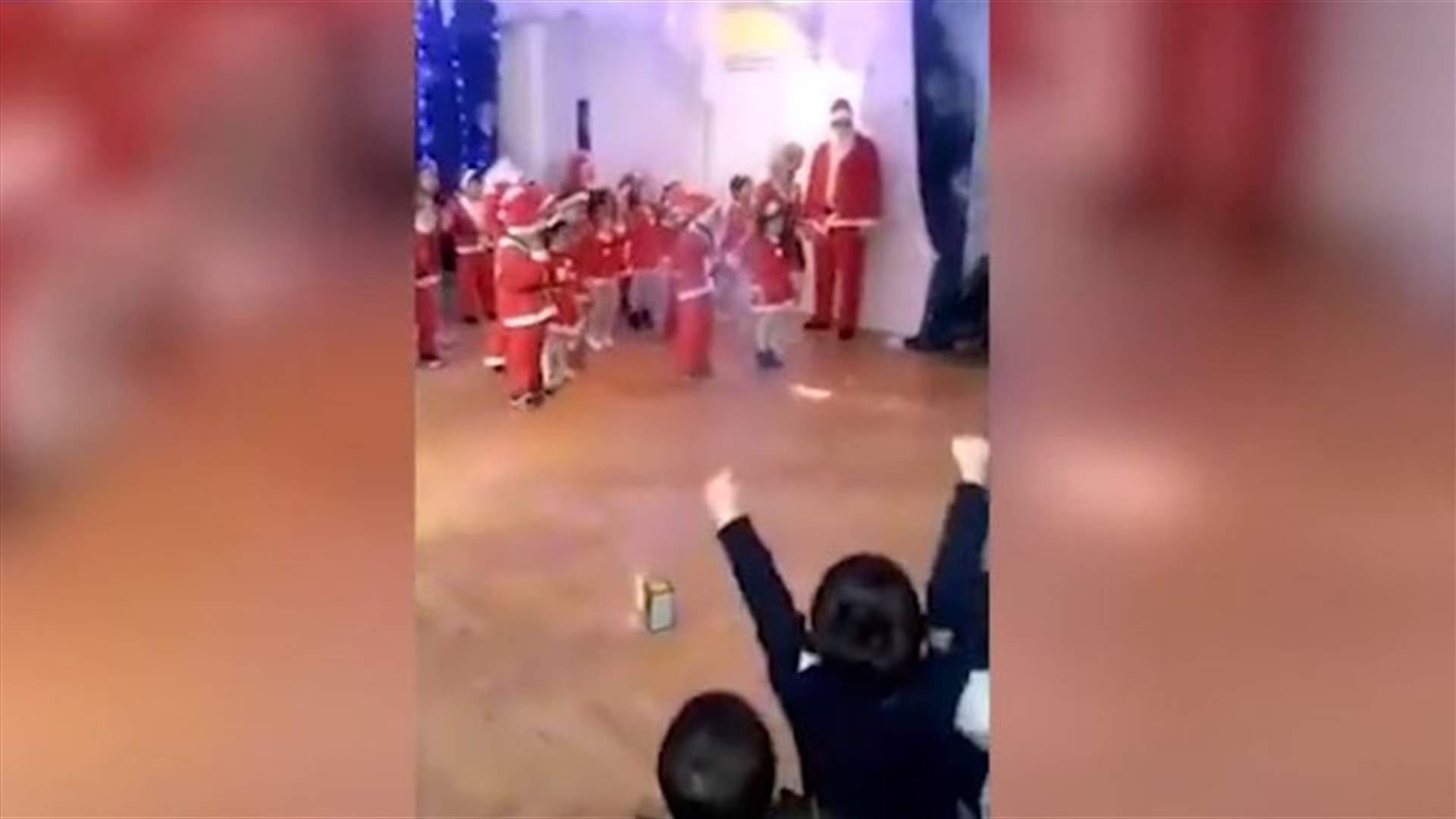 حفلة داخل حضانة تتحوّل الى كارثة... شاهدوا ماذا حصل خلال العرض!