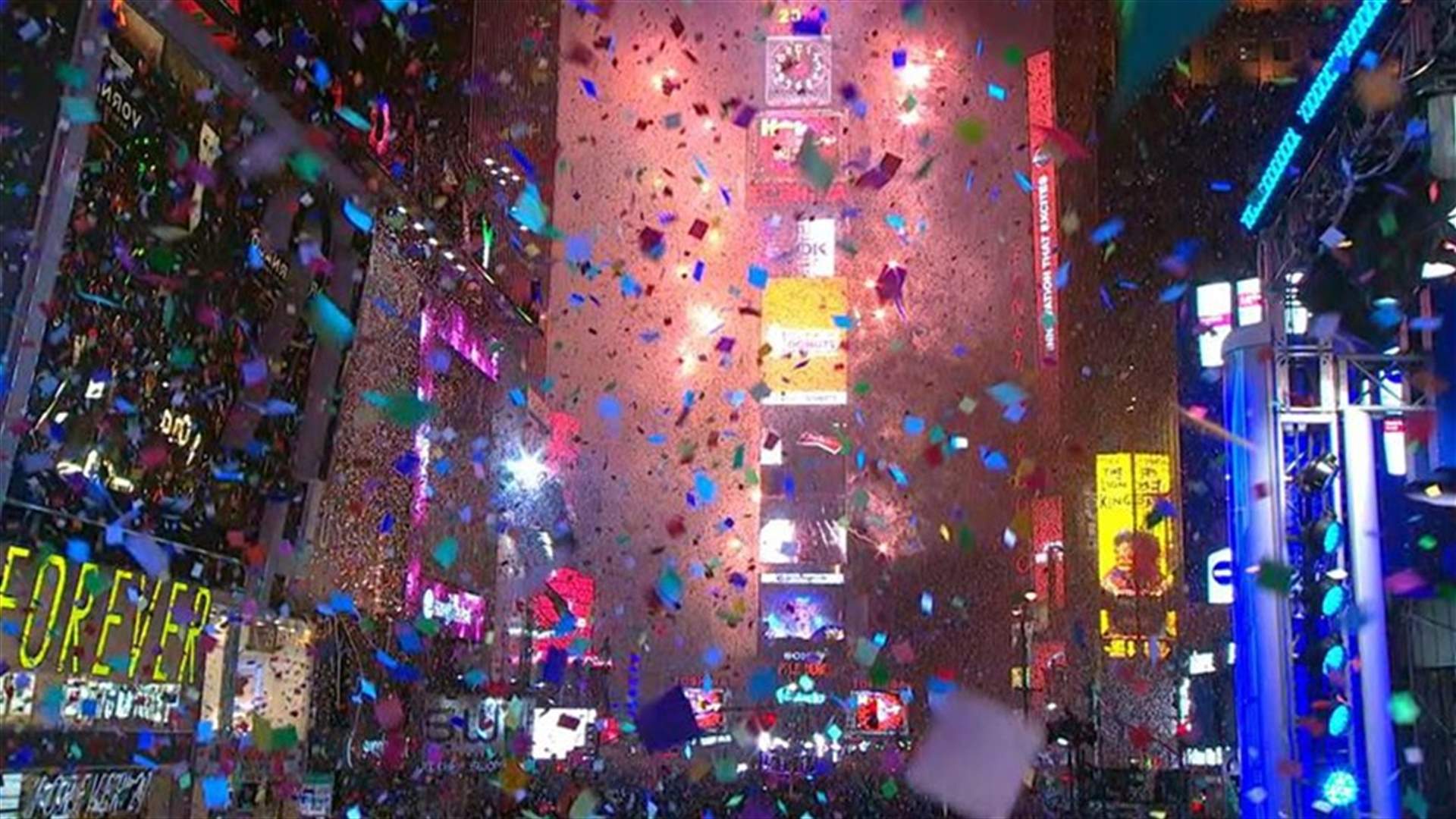 طائرة مسيرة لمراقبة احتفالات العام الجديد في ساحة التايمز...