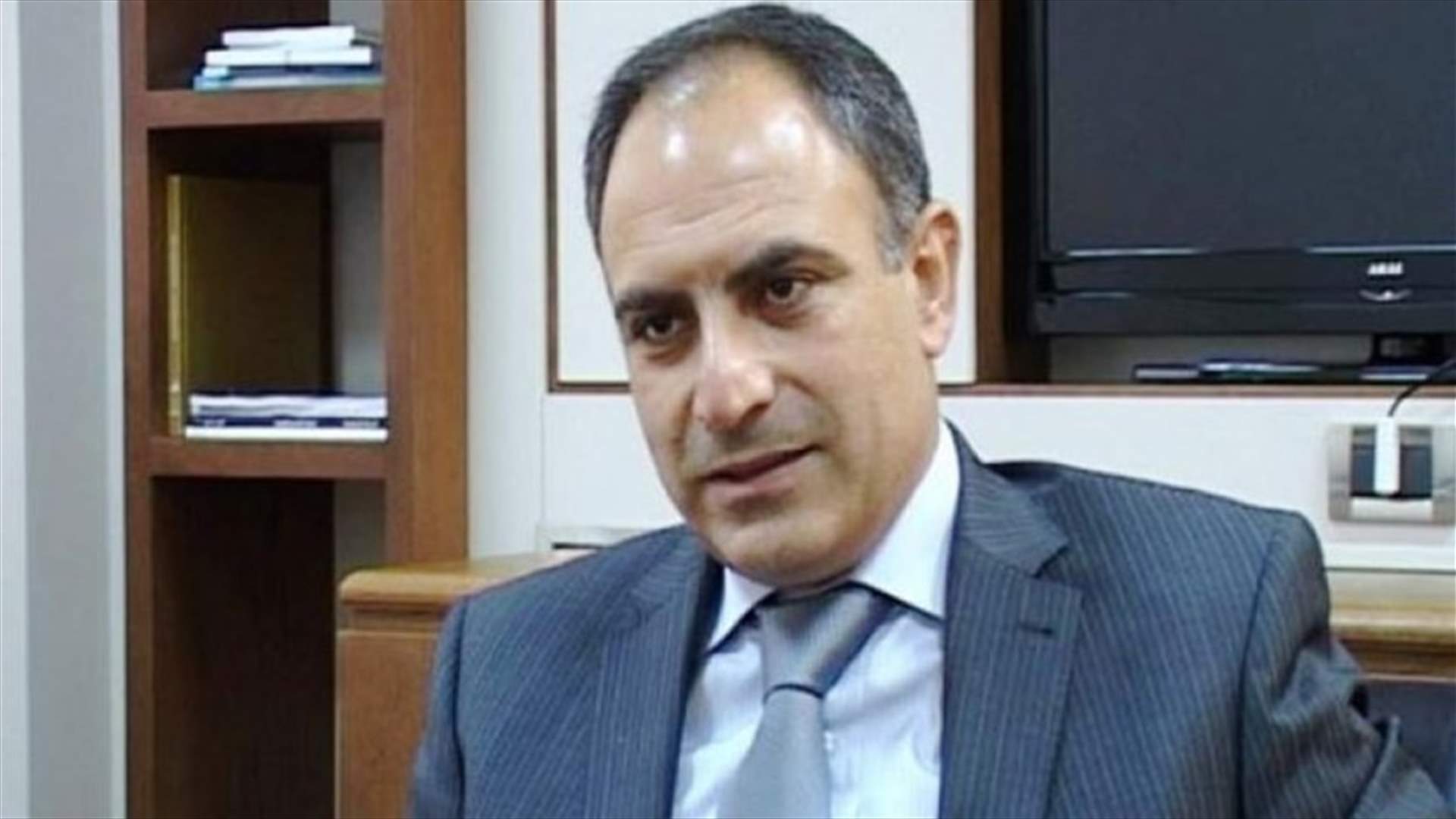 هجوم عنيف من زياد أسود على وزارة المال... والأخيرة ترد