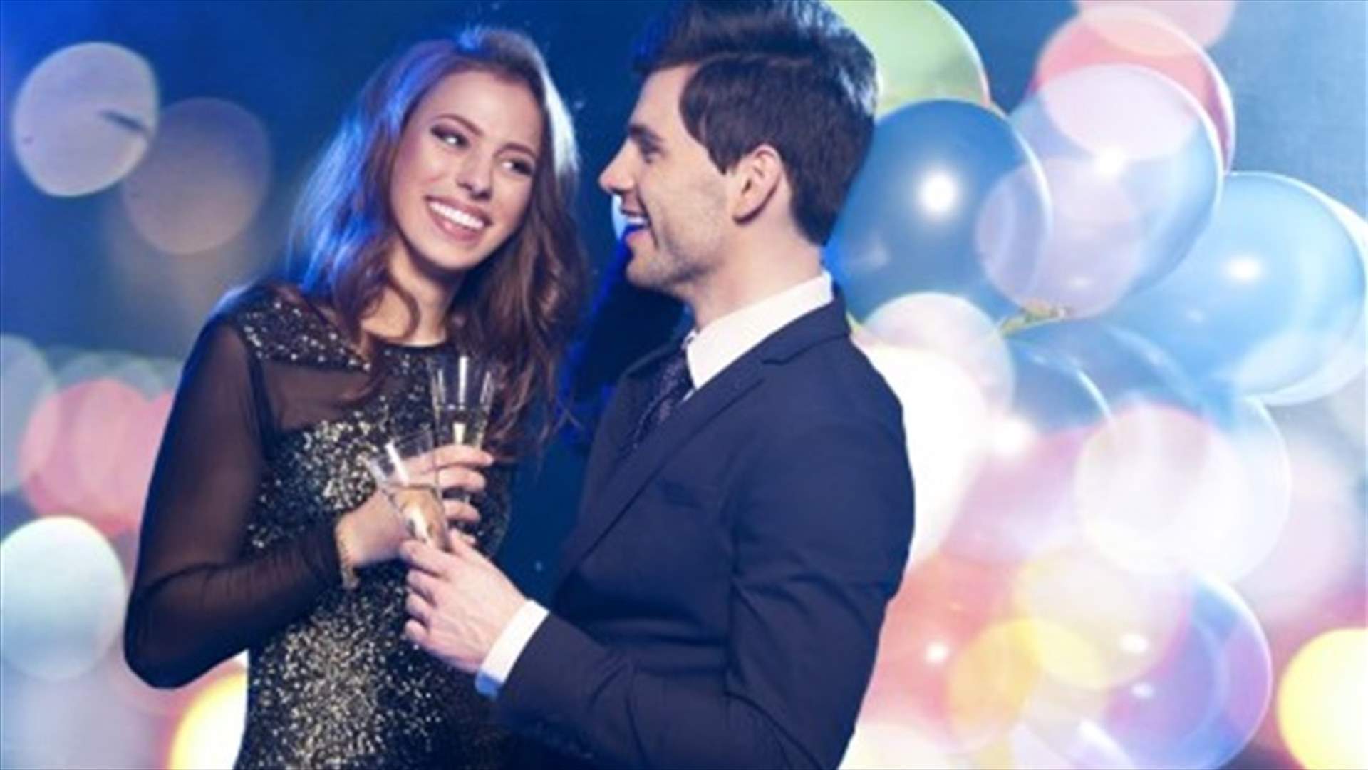 لماذا يتبادل الأحباء القبلات الساعة 12 ليلة رأس السنة؟