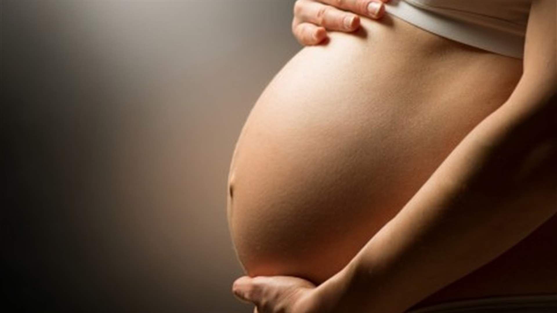 حامل تريد طلب الطلاق من زوجها بسبب إسم مولودتهما المنتظرة!