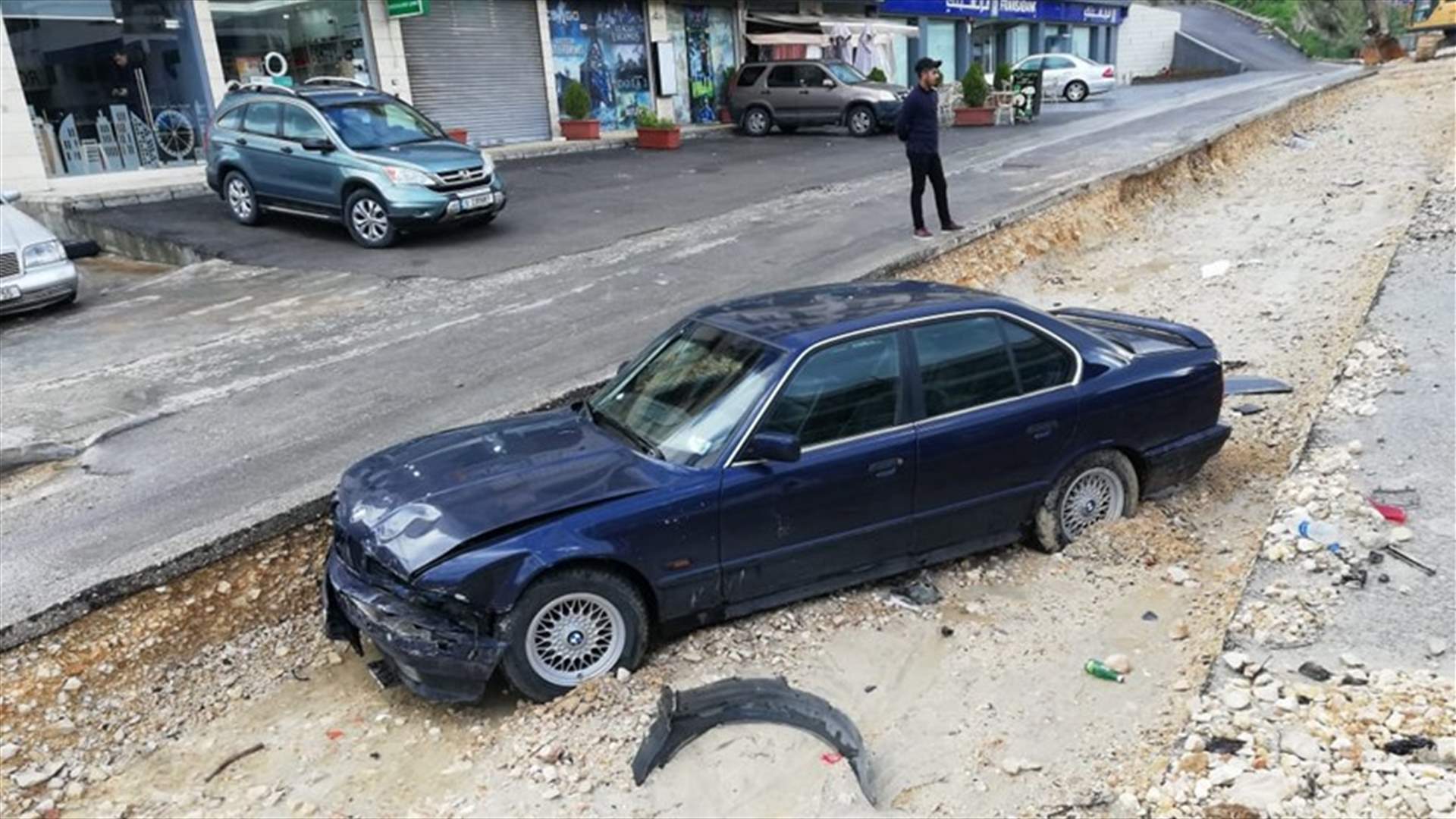 حادث سير بين 4 سيارات على جادة الشماع- صيدا