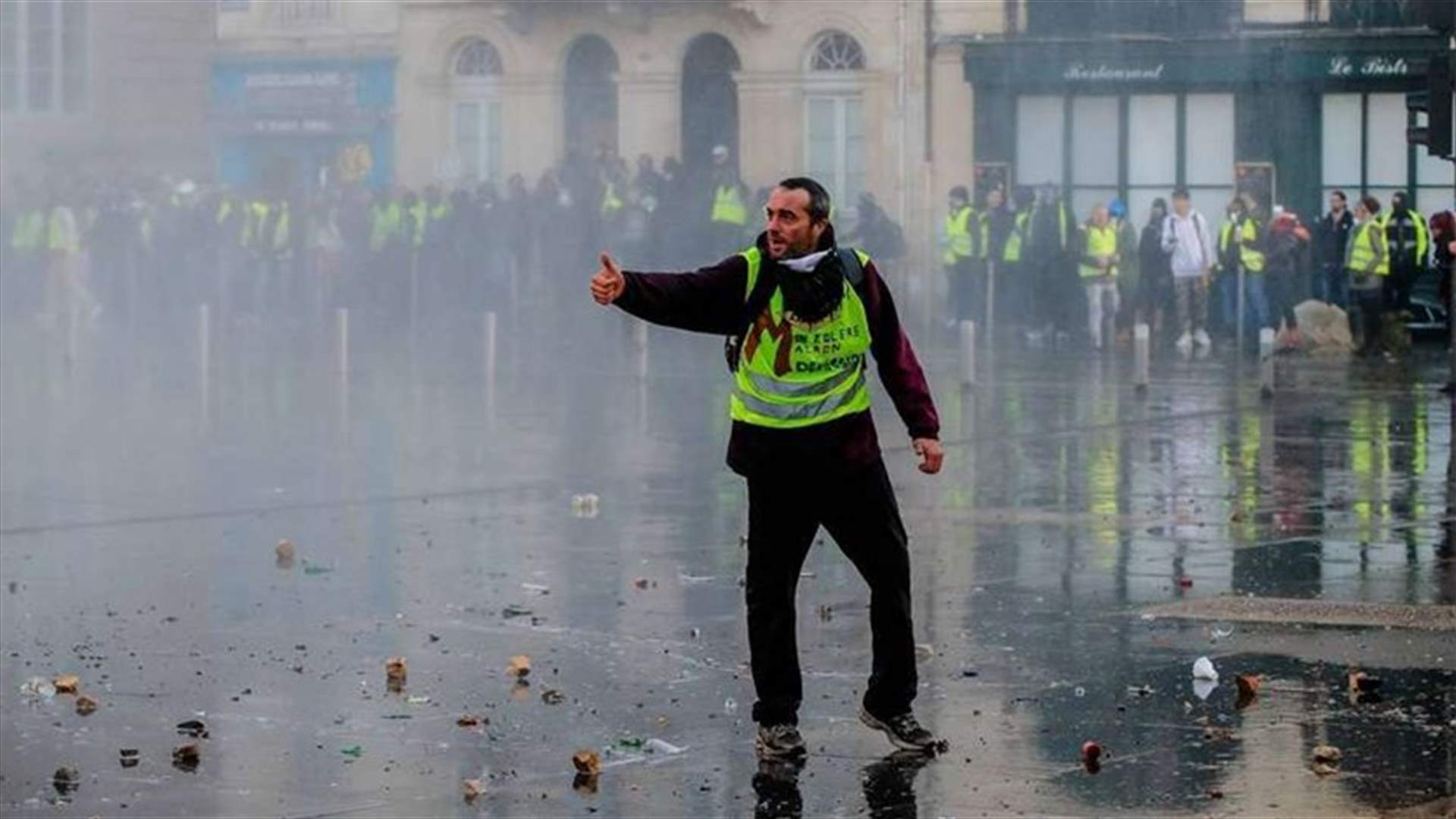 الحكومة الشعبوية الإيطالية تعلن دعمها لحركة السترات الصفر