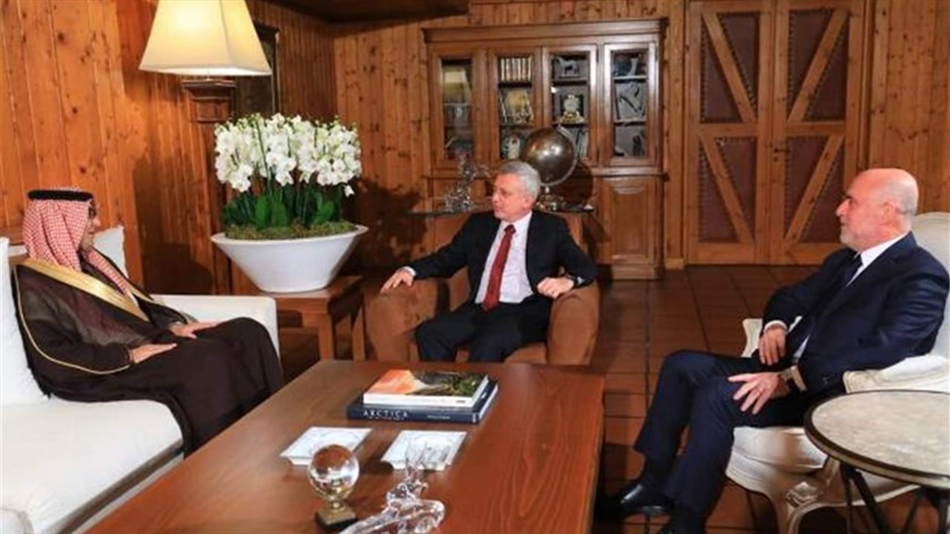 فرنجية استقبل بخاري في بنشعي