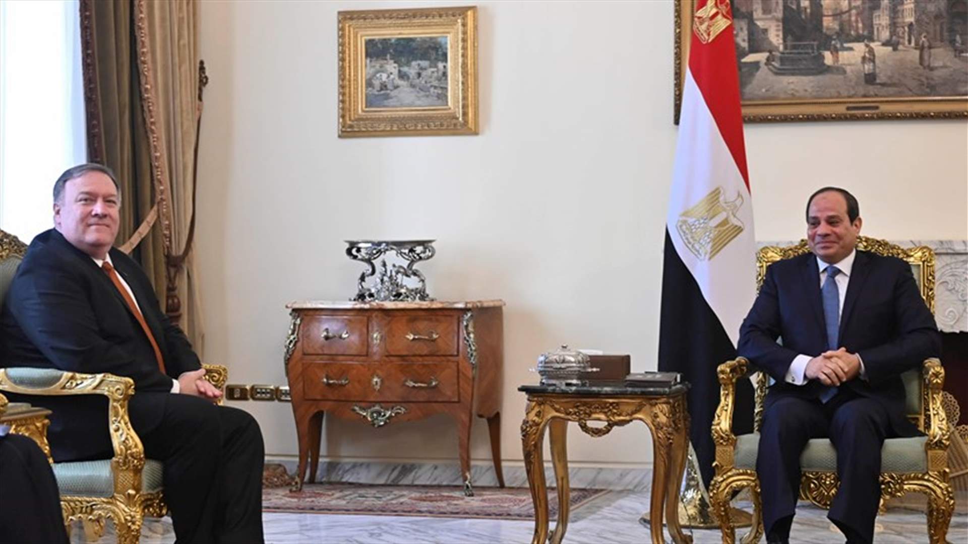 بومبيو يلتقي السيسي في القاهرة (صور)