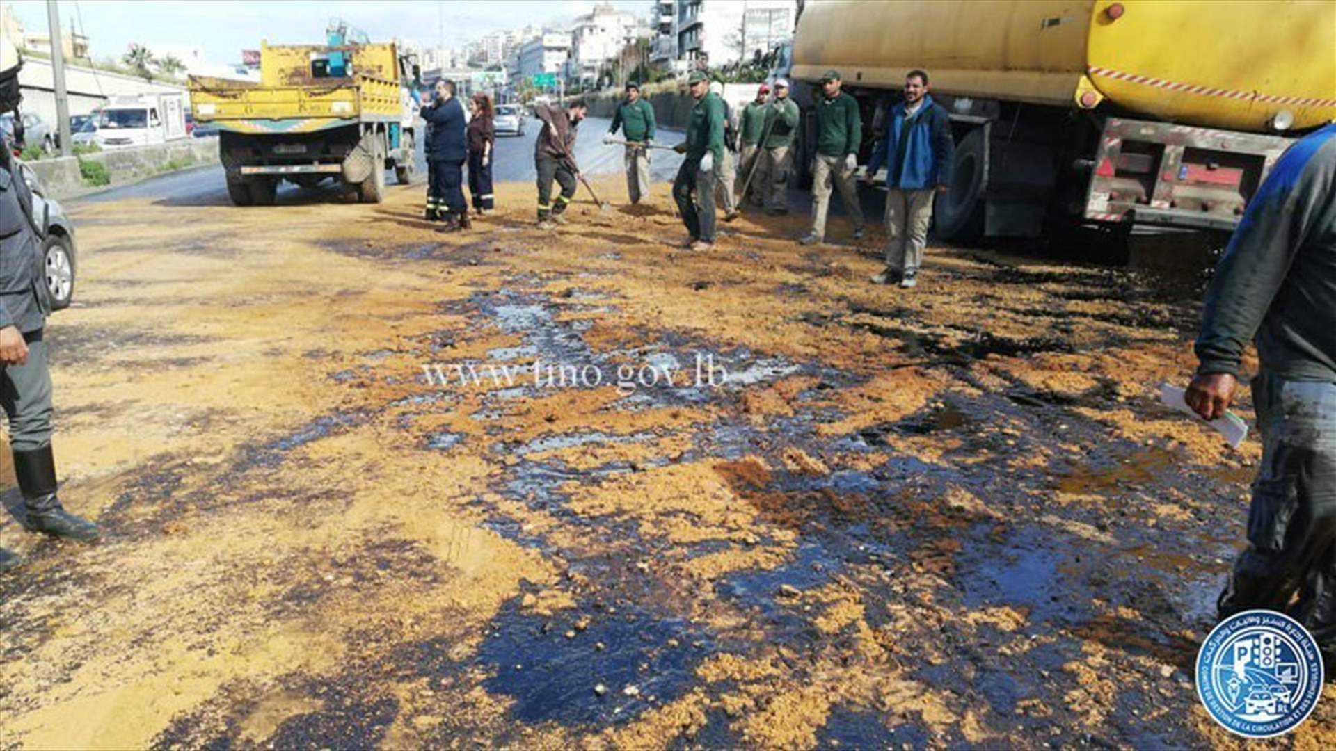 Dbayeh highway (east side) closed due to oil spill, traffic redirected to seaside road