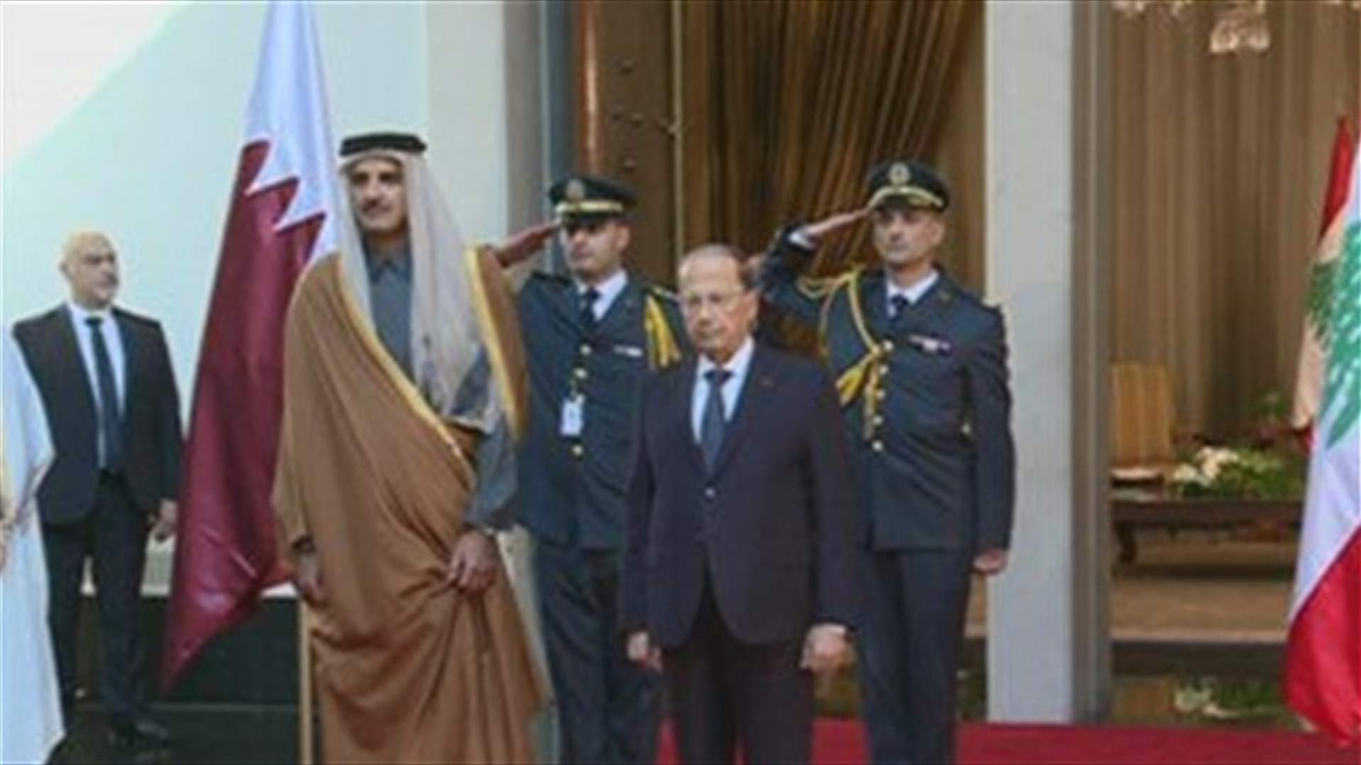 Qatari Emir, President Aoun arrive together to Beirut’s summit