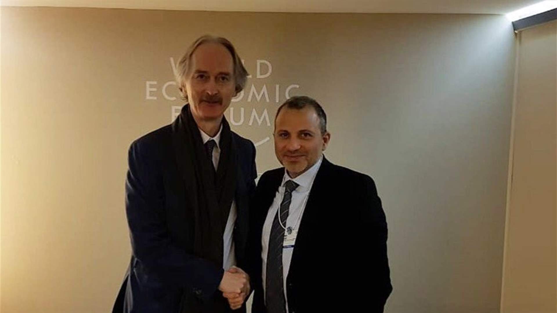 Bassil attends closed meeting on Syria in Davos