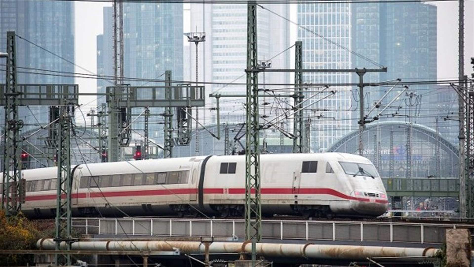 تهديد بوجود قنبلة في محطة قطارات بمدينة فرانكفورت
