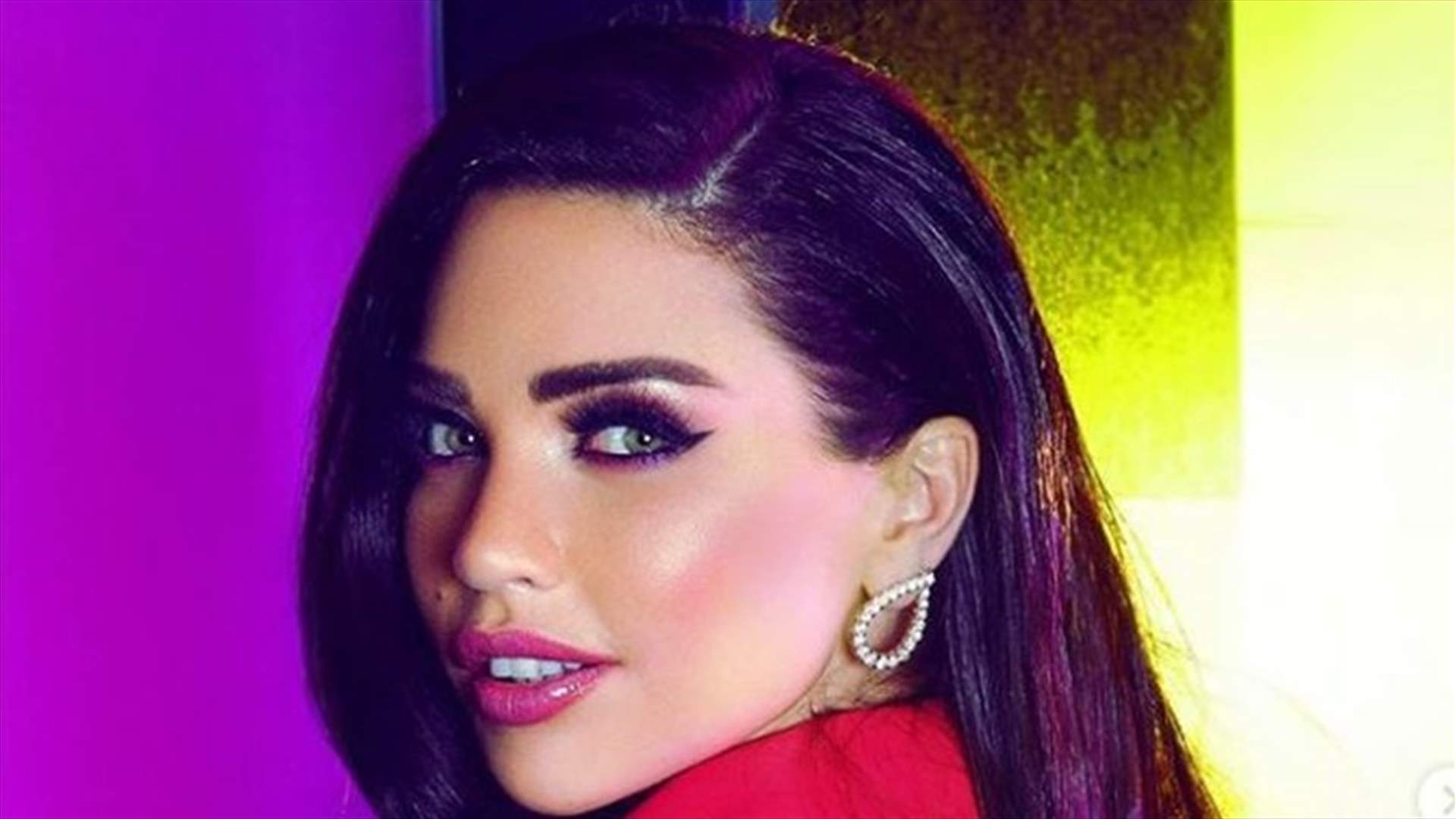 هل تحوّلت داليدا خليل إلى شبيهة مريم أوزرلي بالشعر الأحمر؟