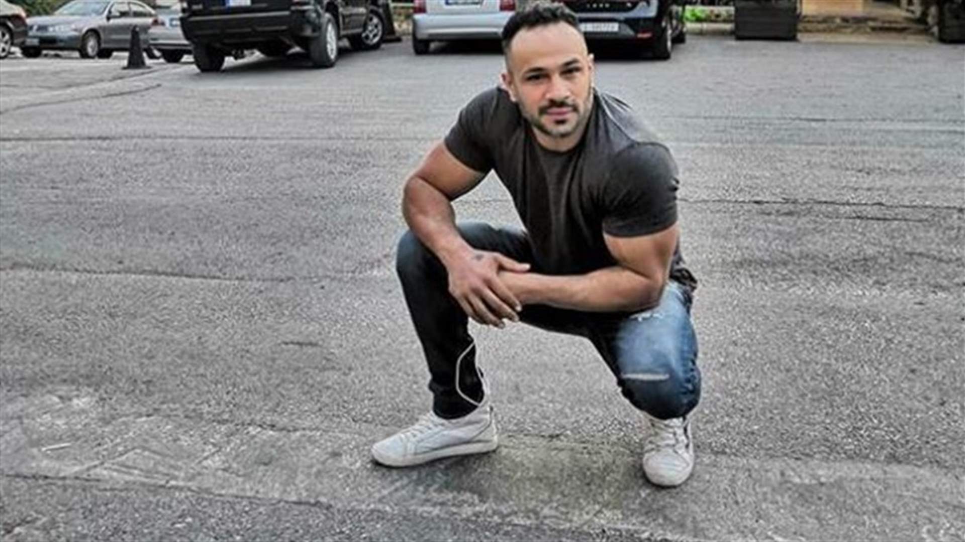 محمد عطية ينشر صورة من طفولته... وهذا ما قاله لوالدته (صورة)