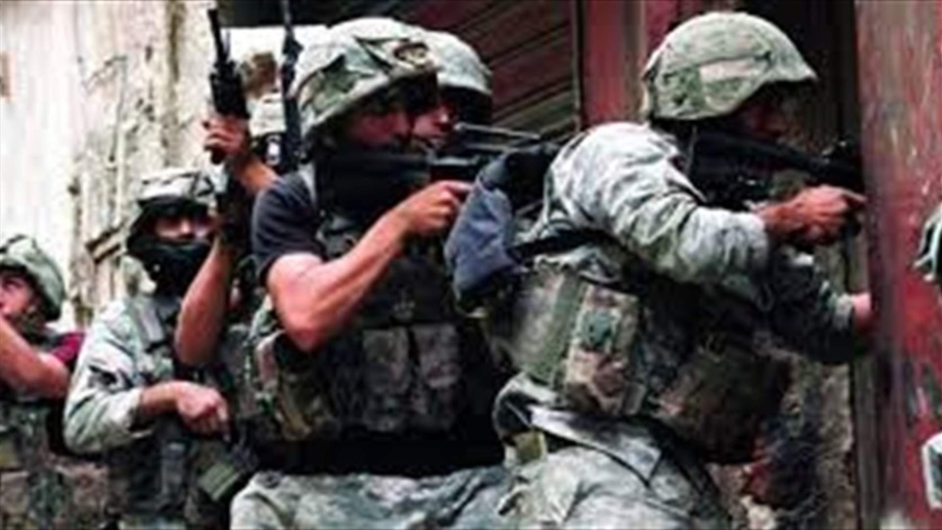 مداهمة للجيش في بريتال... وإلقاء القبض على "أبو ديناين" (صورة)
