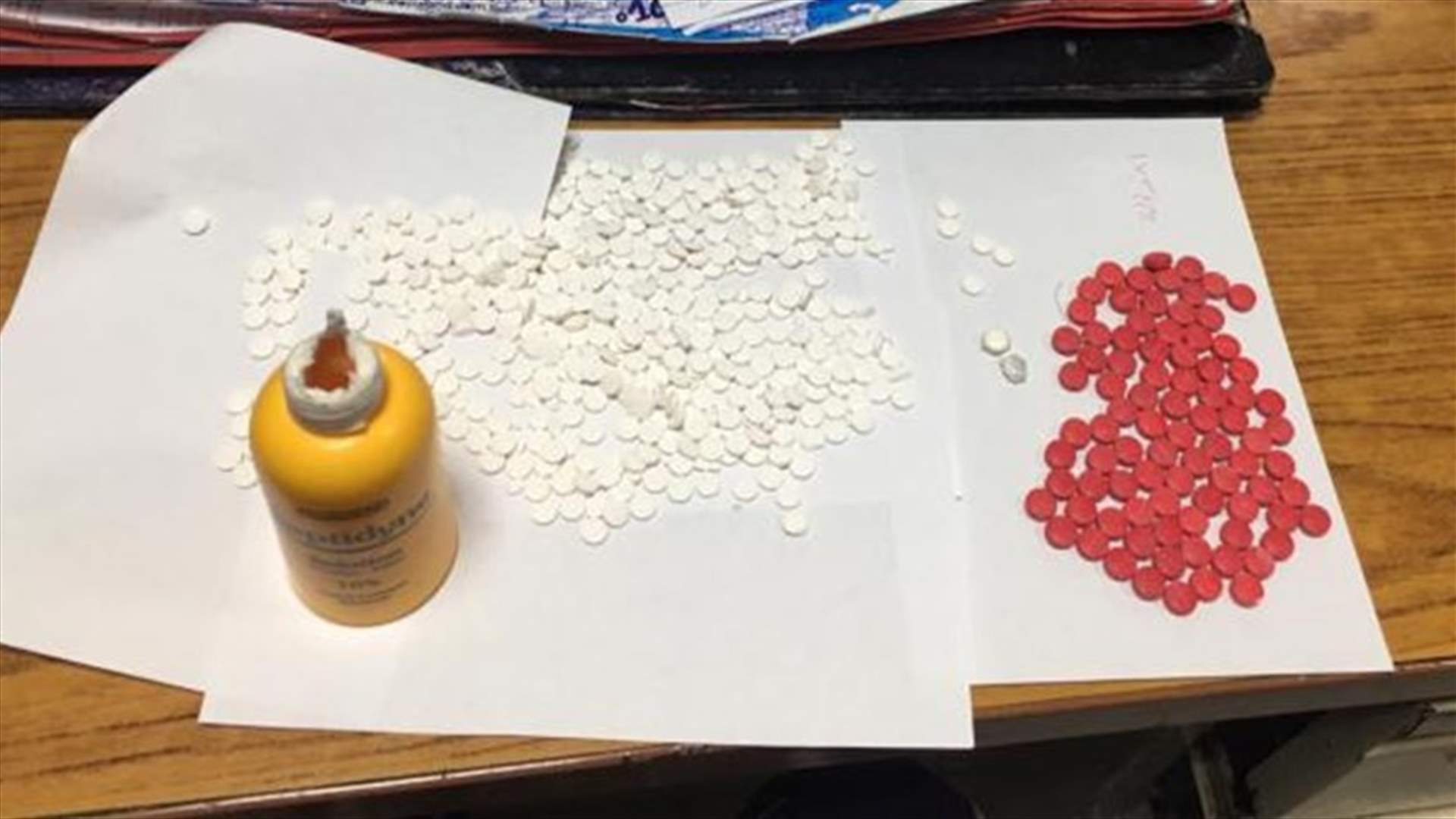 ضبط كمية من المخدرات مع سجين في رومية (صورة)
