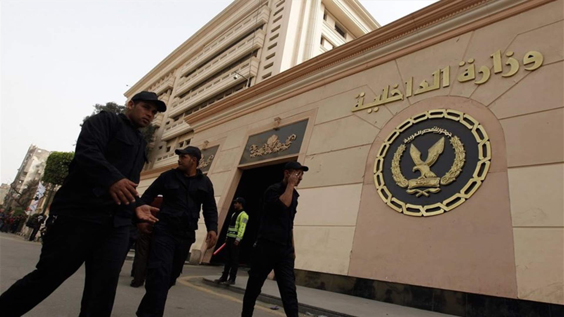 مصر تلقي القبض على 54 للاشتباه بتخطيطهم لأعمال عنف...