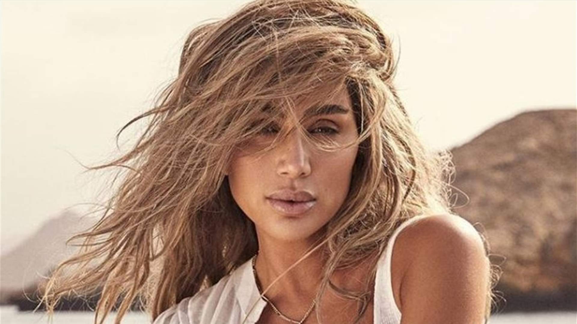 مايا دياب شكرت خبير التجميل.. هل فعلاً ظهرت من دون مكياج؟