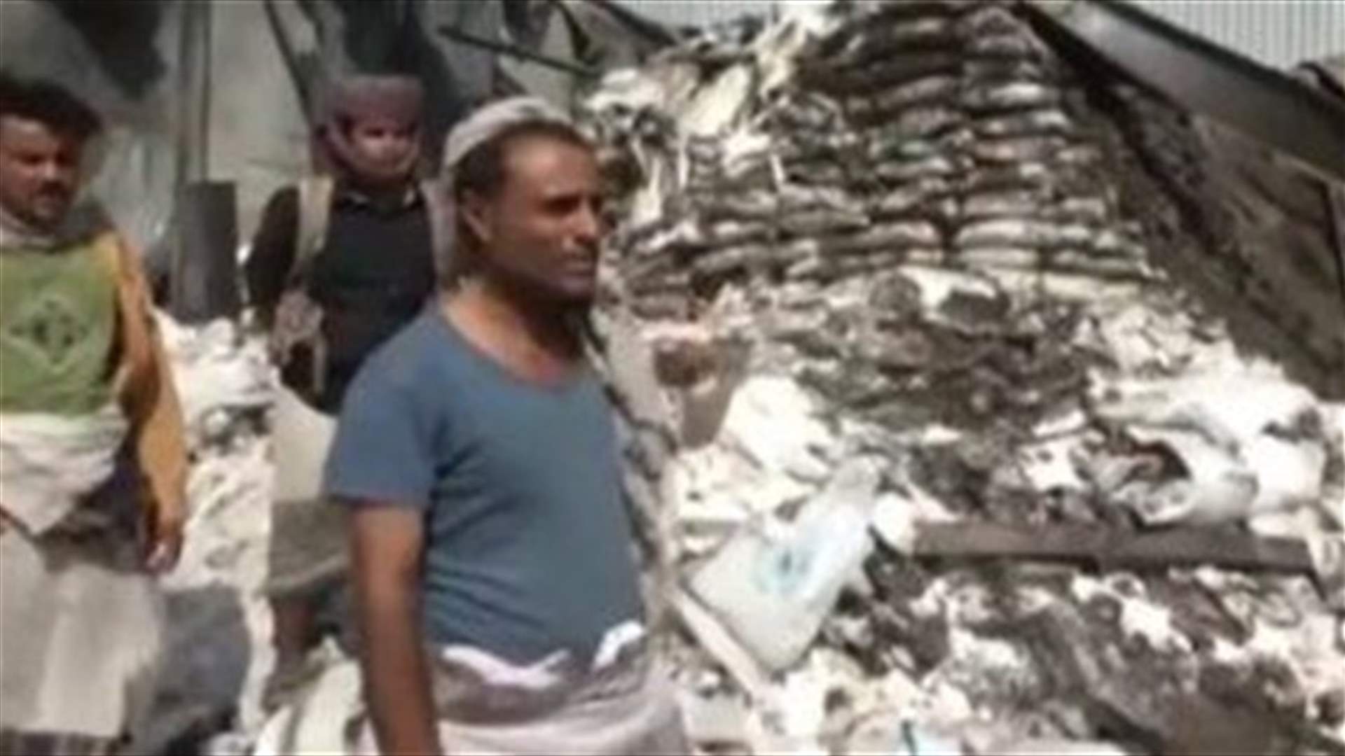 Deminers attacked near grain stores in Yemen port