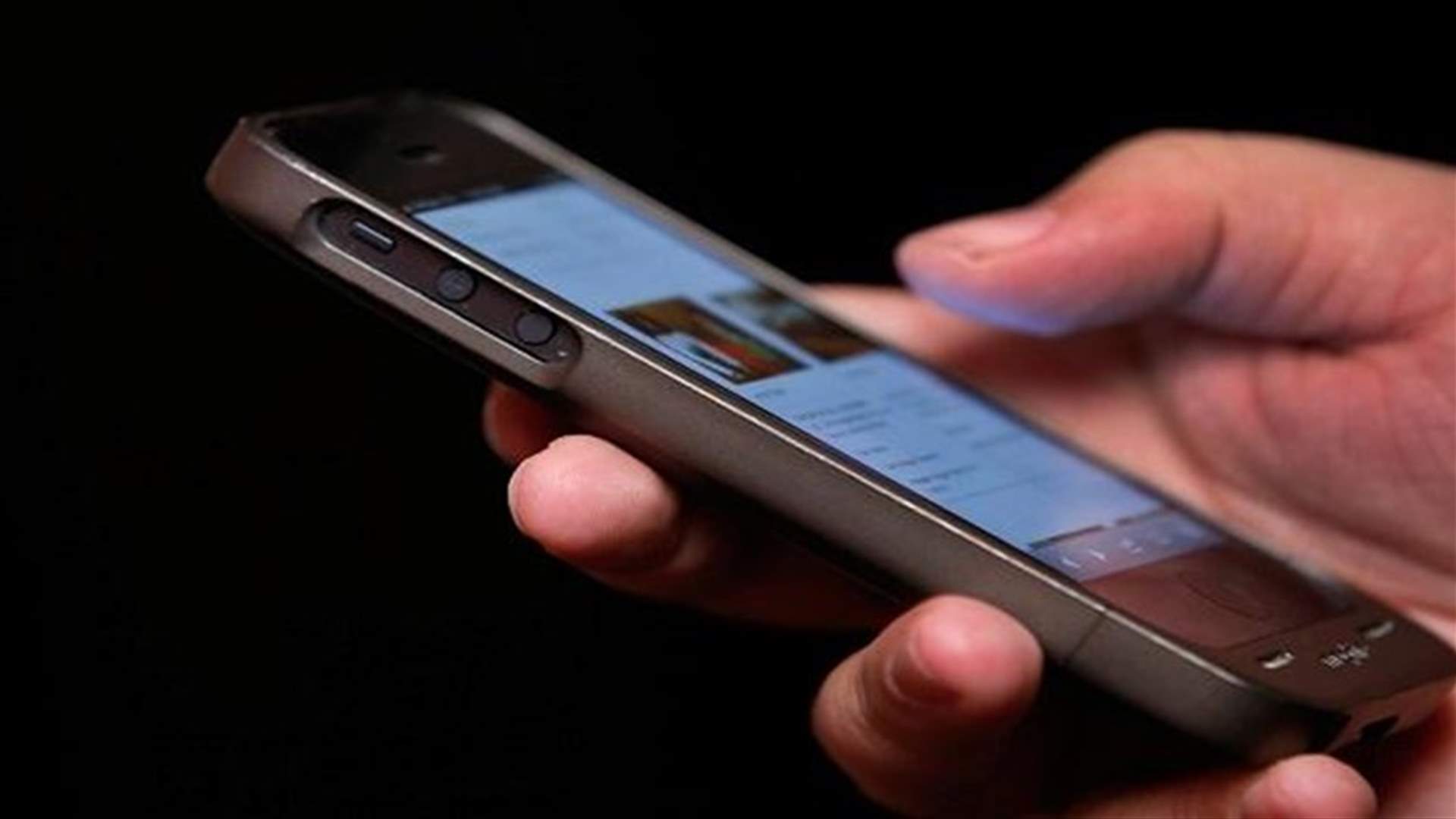 رويترز: الإمارات استخدمت سلاحا إلكترونيا للتجسس على هواتف آيفون خصومها