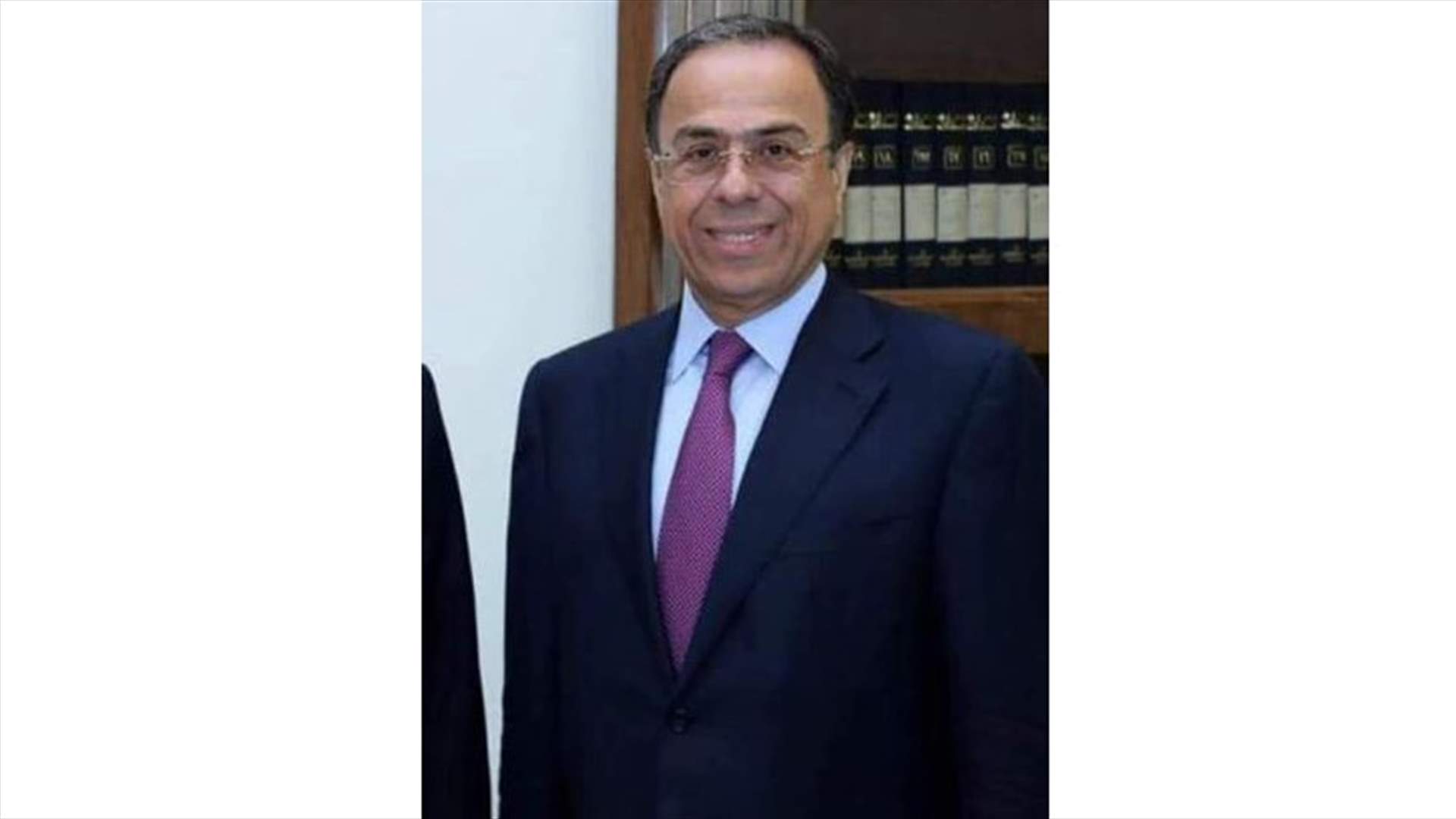السيرة الذاتية لوزير الاقتصاد الجديد منصور بطيش