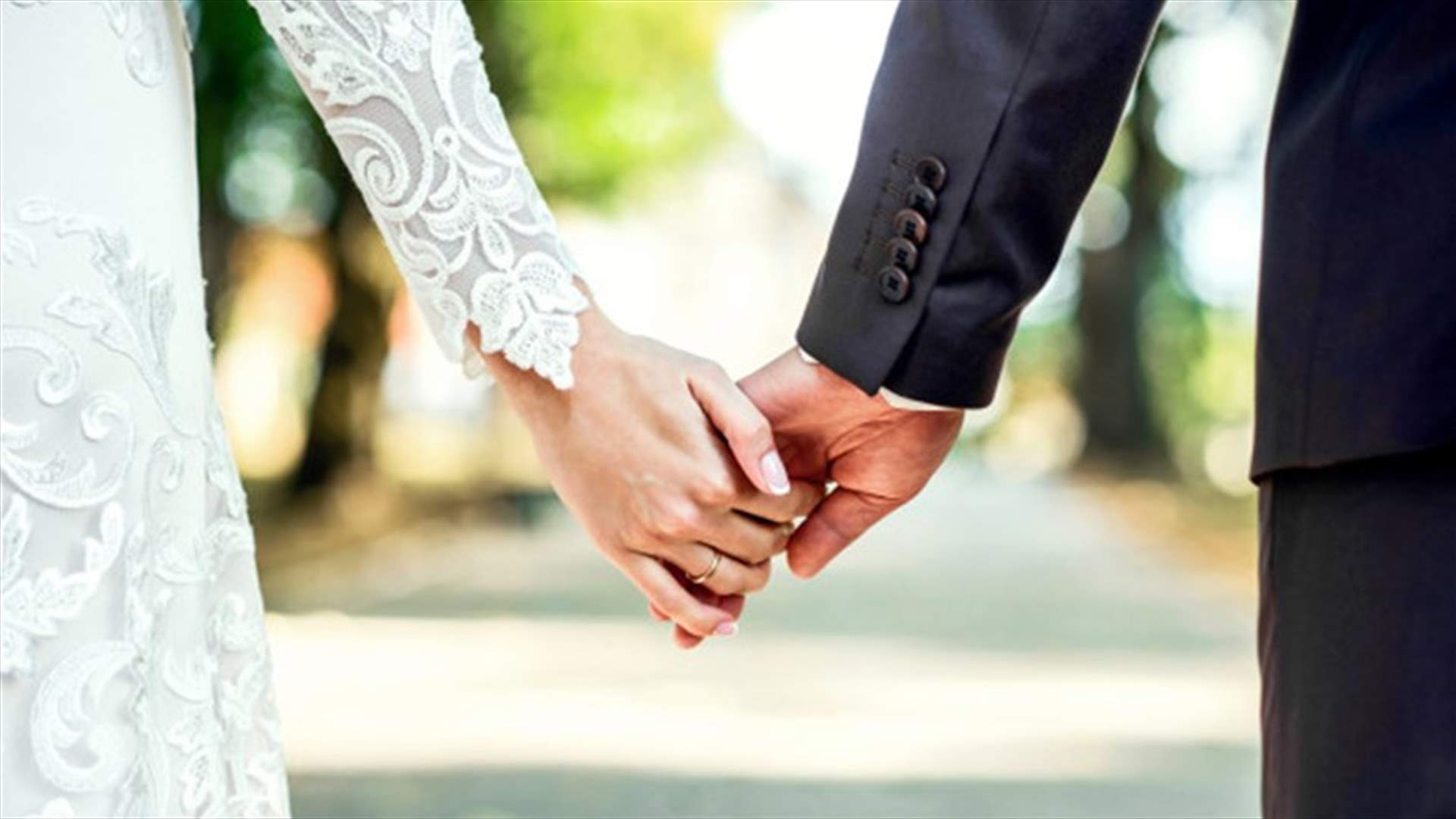 زوّر أوراق شقيقته الثبوتية وتزوّجها