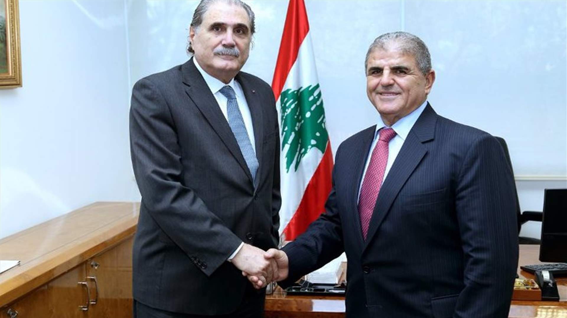جريصاتي تسلم شؤون رئاسة الجمهورية من رفول