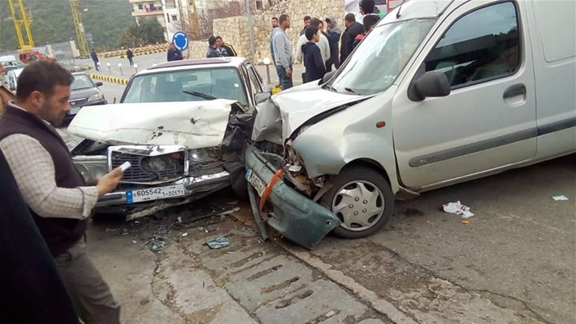 حادث سير في الضنية... وسقوط 4 جرحى