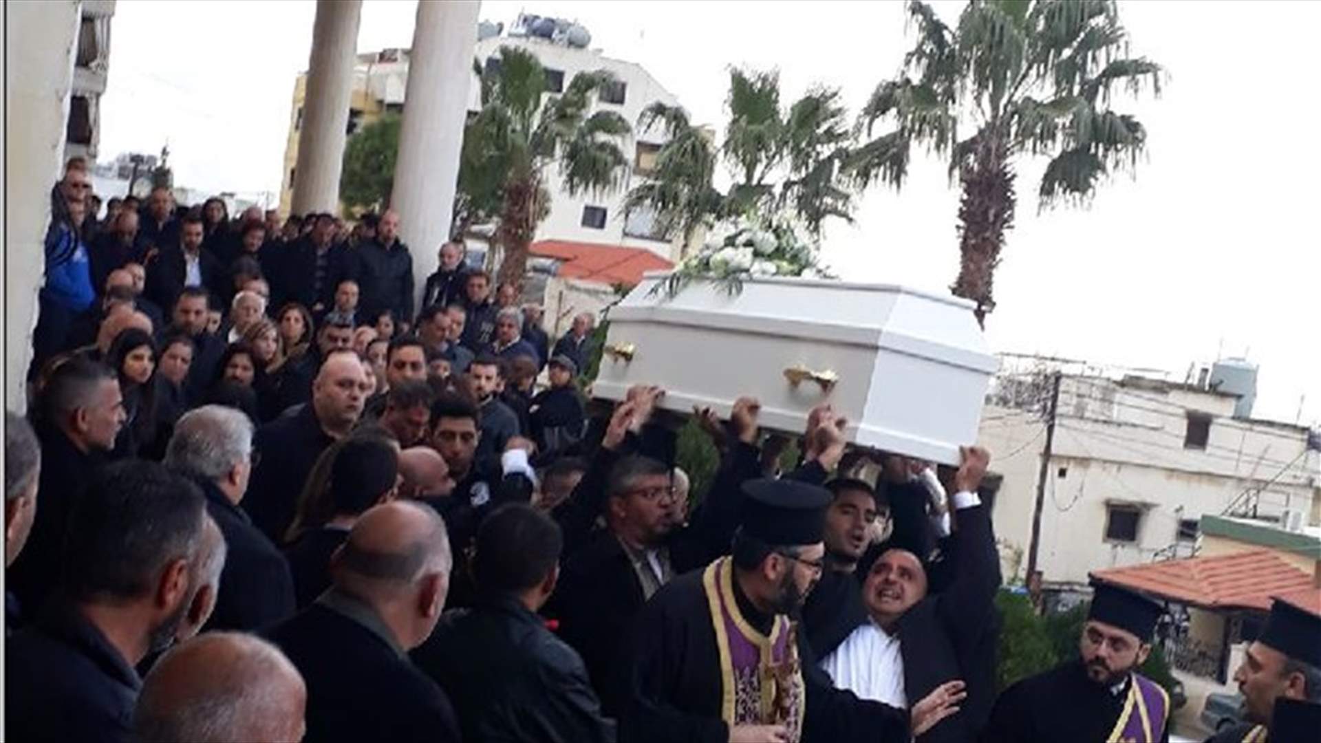 عائلة جورج زريق: ندين الاعتداء الهمجي على الصحافيين ونؤكد عدم مشاركة أي منا به
