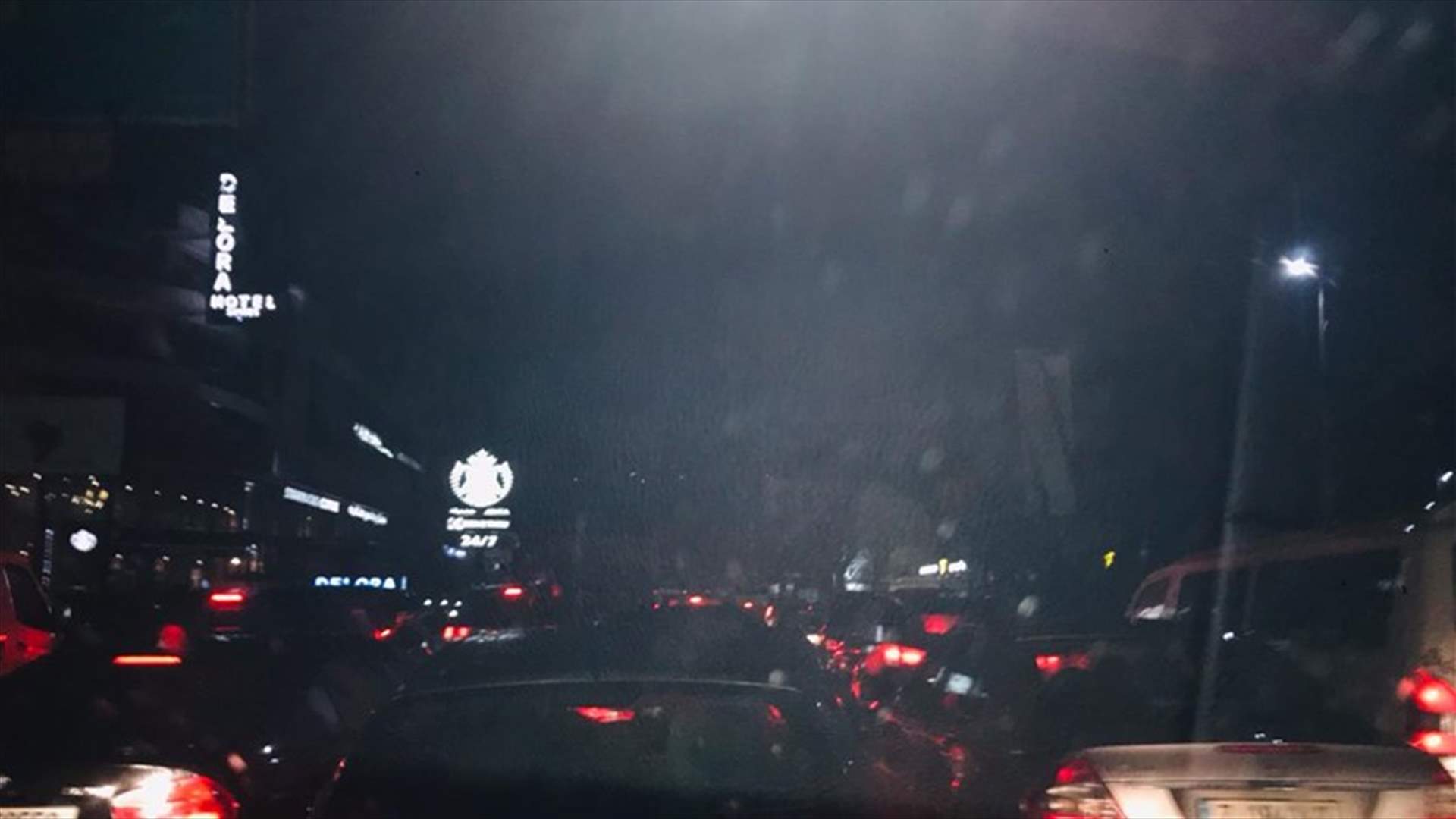 زحمة سير خانقة على طريق شتورا باتجاه ضهر البيدر