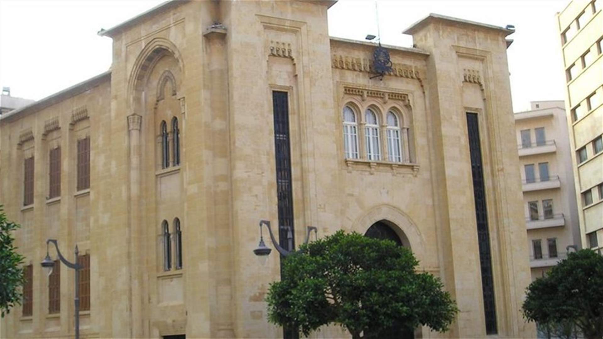 الجمهورية: الحريري سعى لتقليص عدد المتكلمين خلال جلسة الثقة
