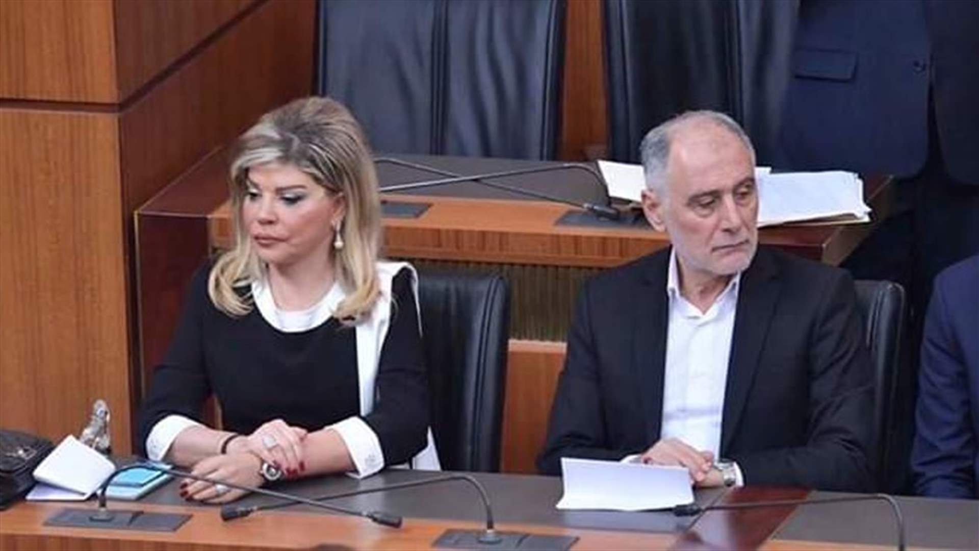 صورة من داخل جلسة مناقشة البيان الوزاري تُشعل تويتر... وهذه بعض التغريدات