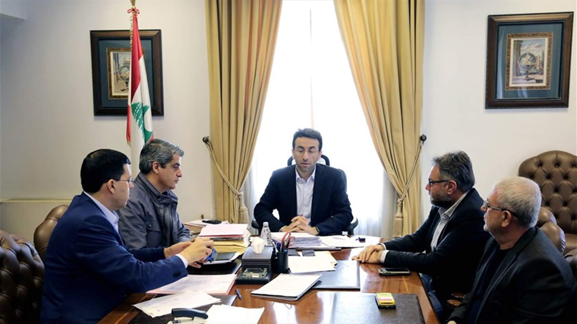 بعد تعميم الحسن حول الأكشاك والبسطات والخيم في بيروت... شبيب طلب البدء بتوجيه الإنذارات
