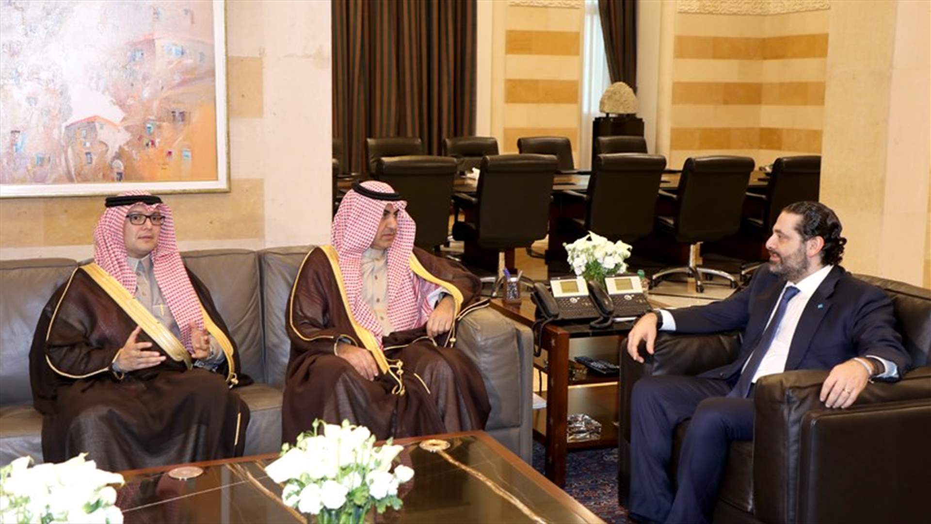 العلولا التقى الحريري... بخاري من السراي: المملكة ترفع تحذيرها للسعوديين المسافرين الى لبنان