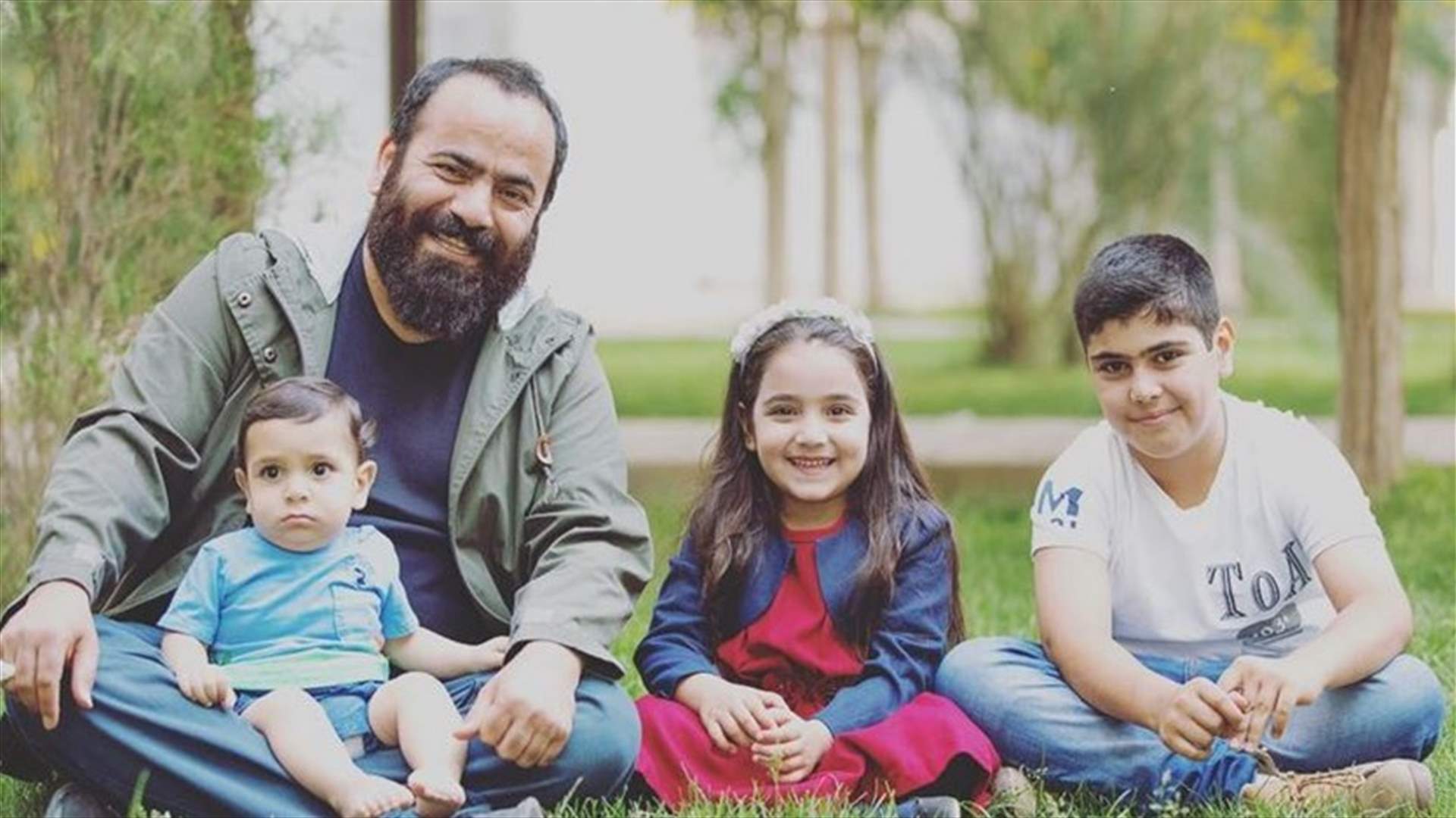 عزل رجل دين إيراني والسبب... شهرته على انستغرام