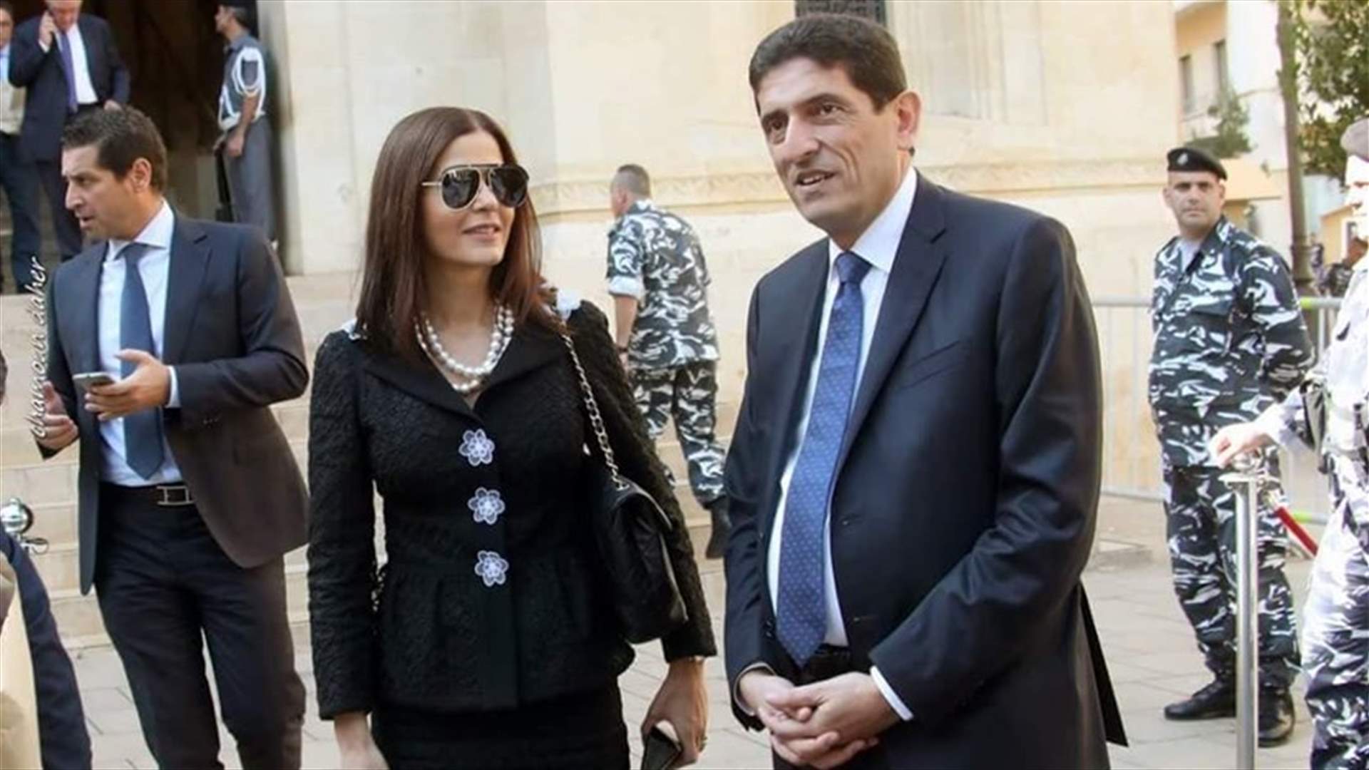 ستريدا جعجع واسحق يوجهان كتابًا رسميًا الى الحريري لتصريف تفاح بشري