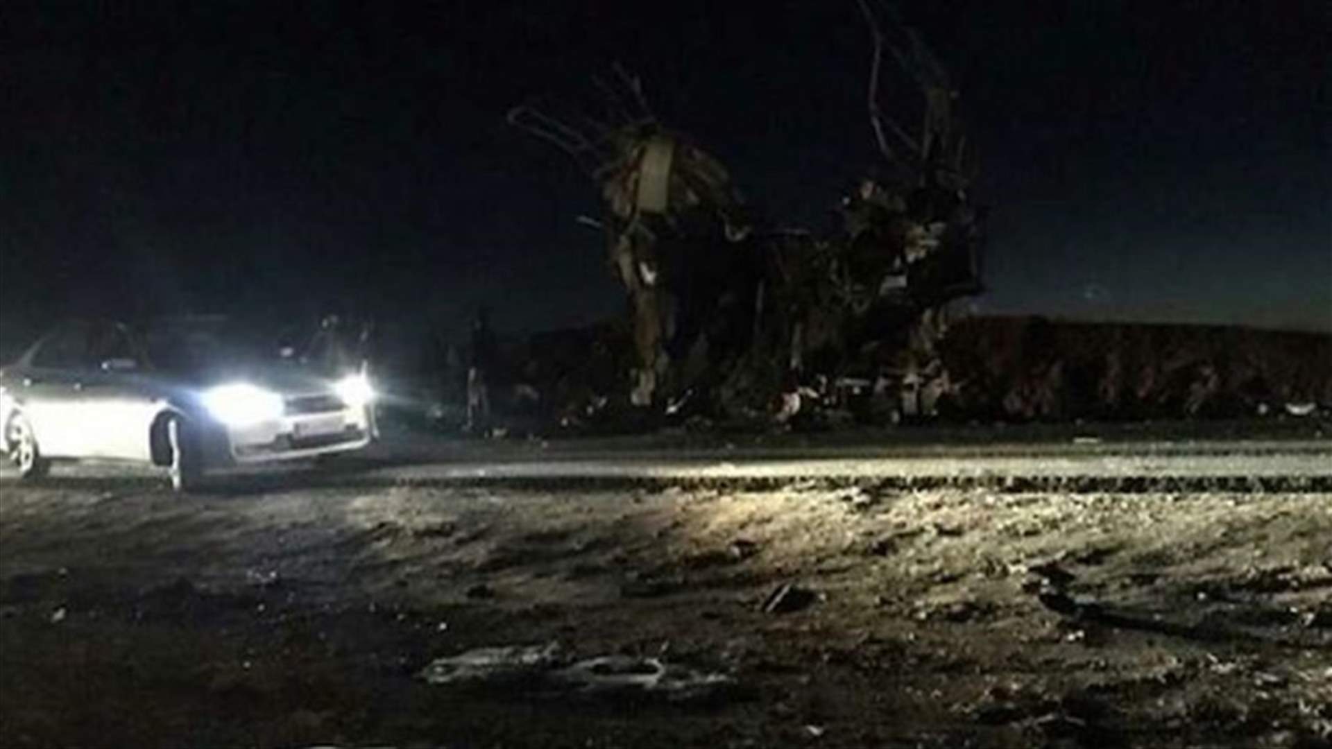 الحرس الثوري الإيراني يؤكد أن باكستانياً نفذ التفجير الانتحاري الذي استهدف عناصره الاسبوع الماضي
