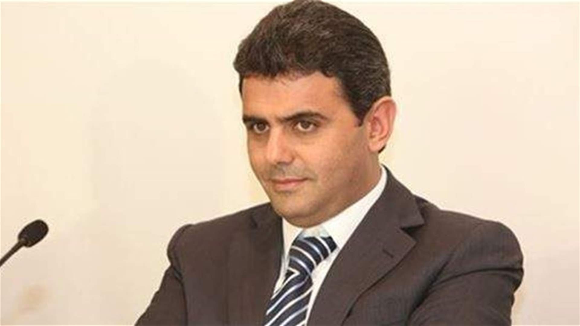 الحواط: لدفع التعويضات لمزارعي التفاح المنكوبين