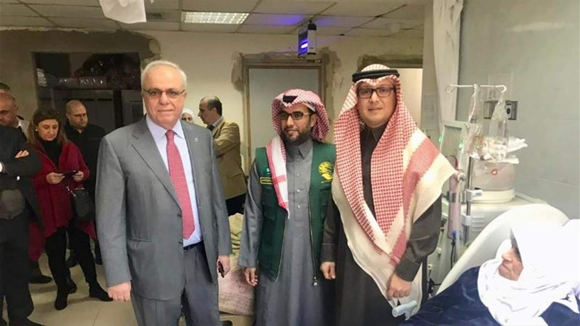 بخاري جال في مركز غسيل الكلى في المقاصد: حريصون على تطوير المستشفى ورفع مستوى تقديماته