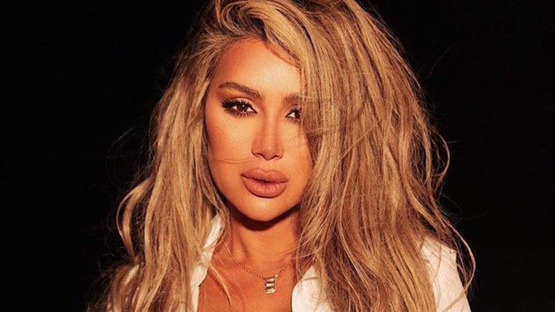 مايا دياب كشفت عن معدتها المسطّحة بإطلالة أثارت ضجة على انستغرام (صورة)