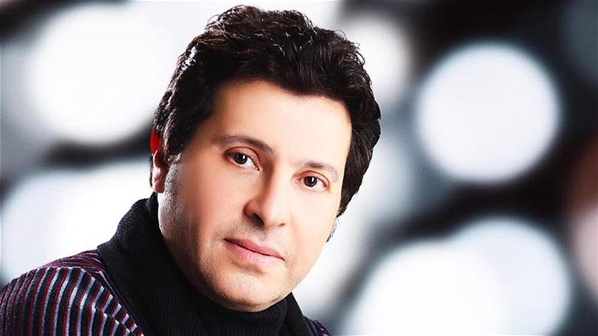معجبة تدّعي أنها متزوّجة من هاني شاكر (فيديو)