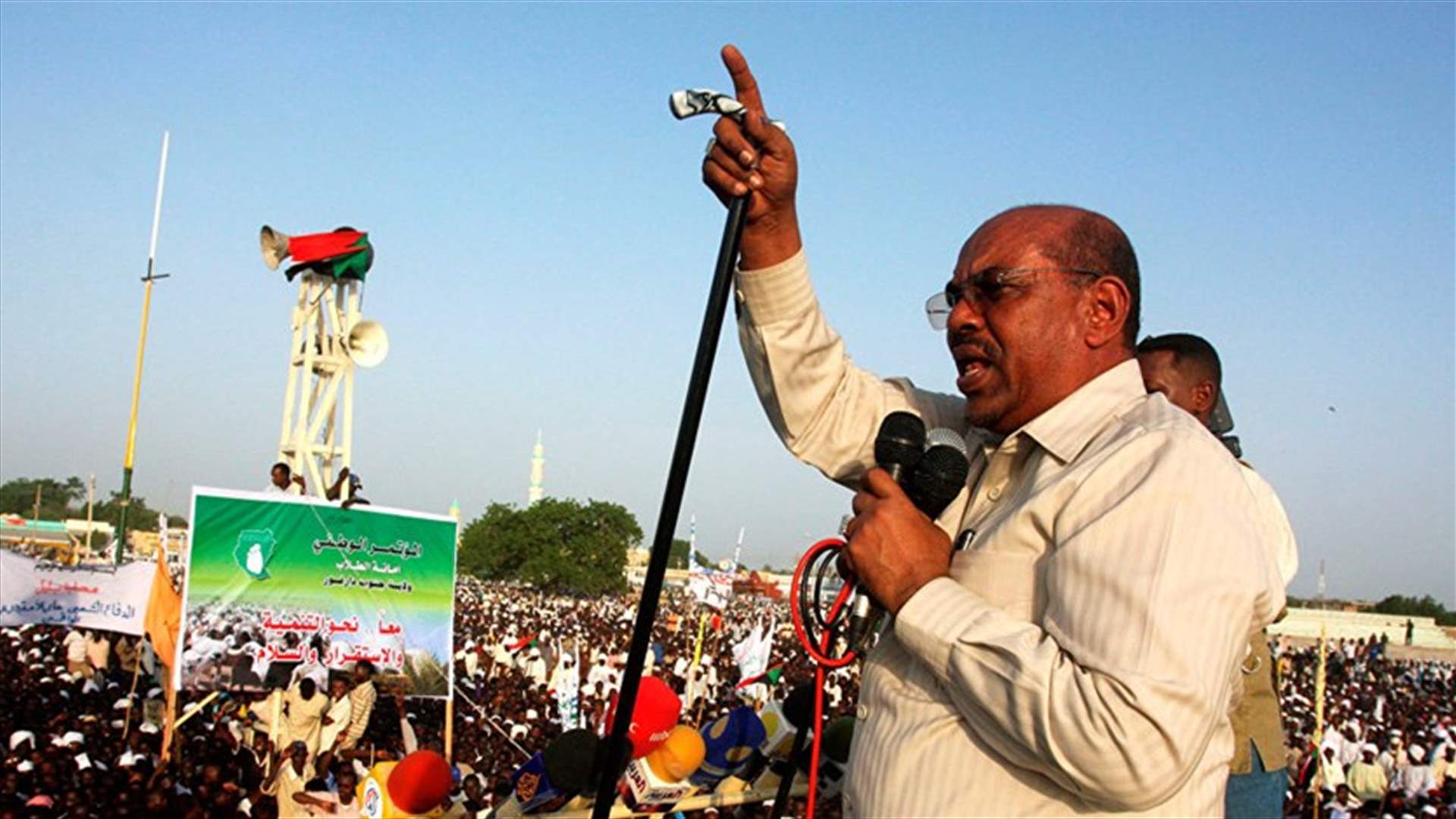 الرئيس السوداني يعيّن محمد طاهر ايلا رئيسًا للوزراء