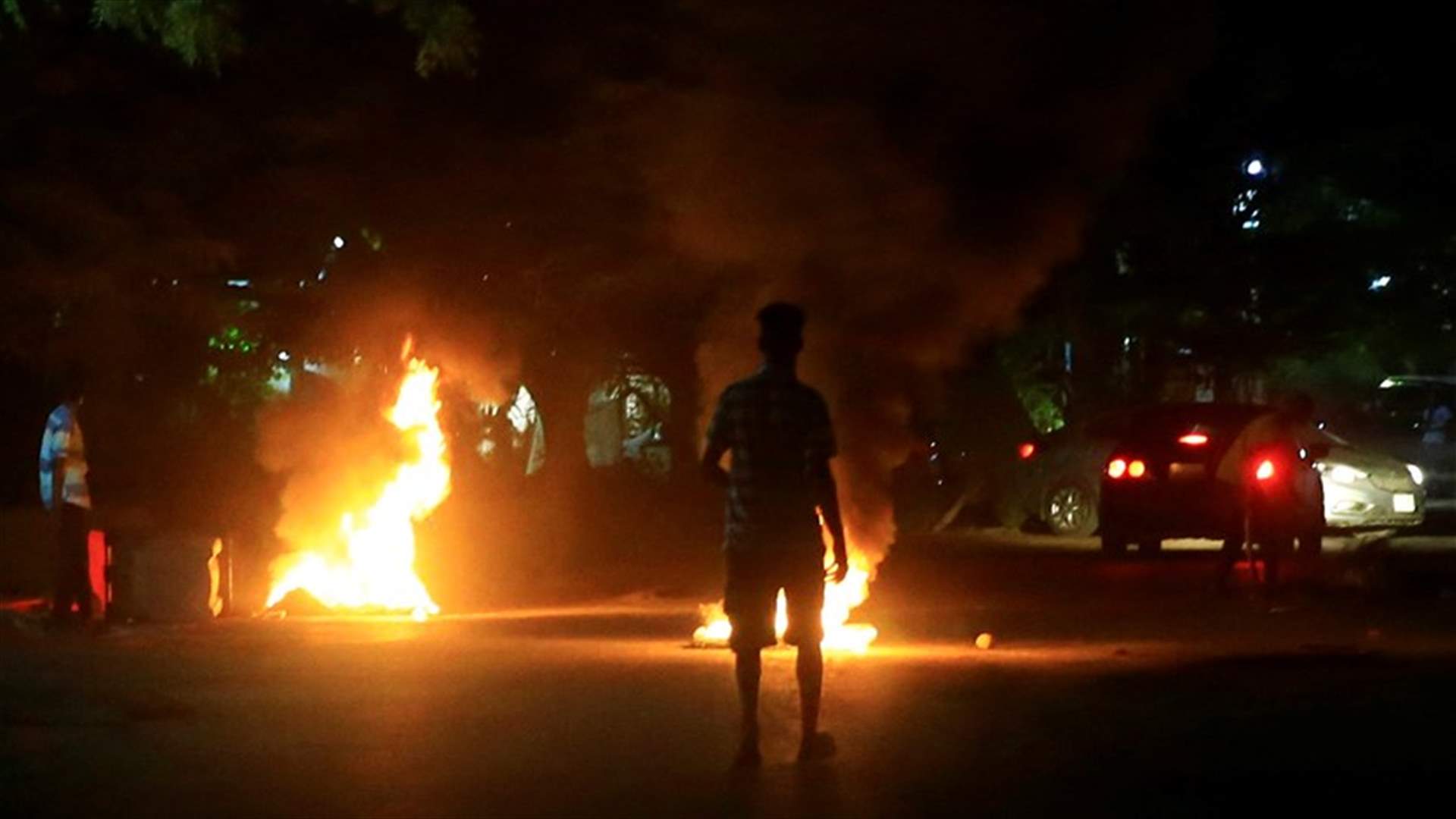 منظمو الاحتجاجات في السودان يدعون للتظاهر فورا ضد أوامر البشير