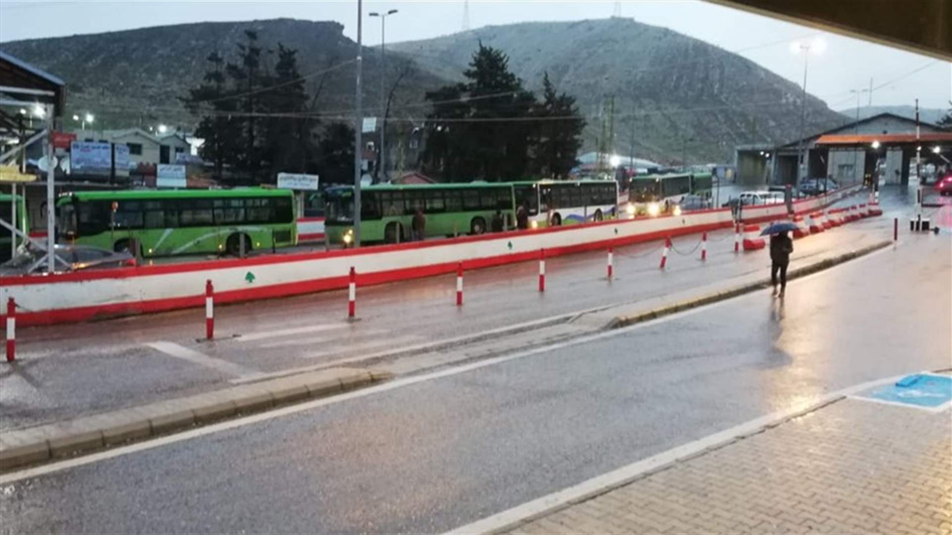 دفعة جديدة من النازحين تستعد للعودة الى سوريا...