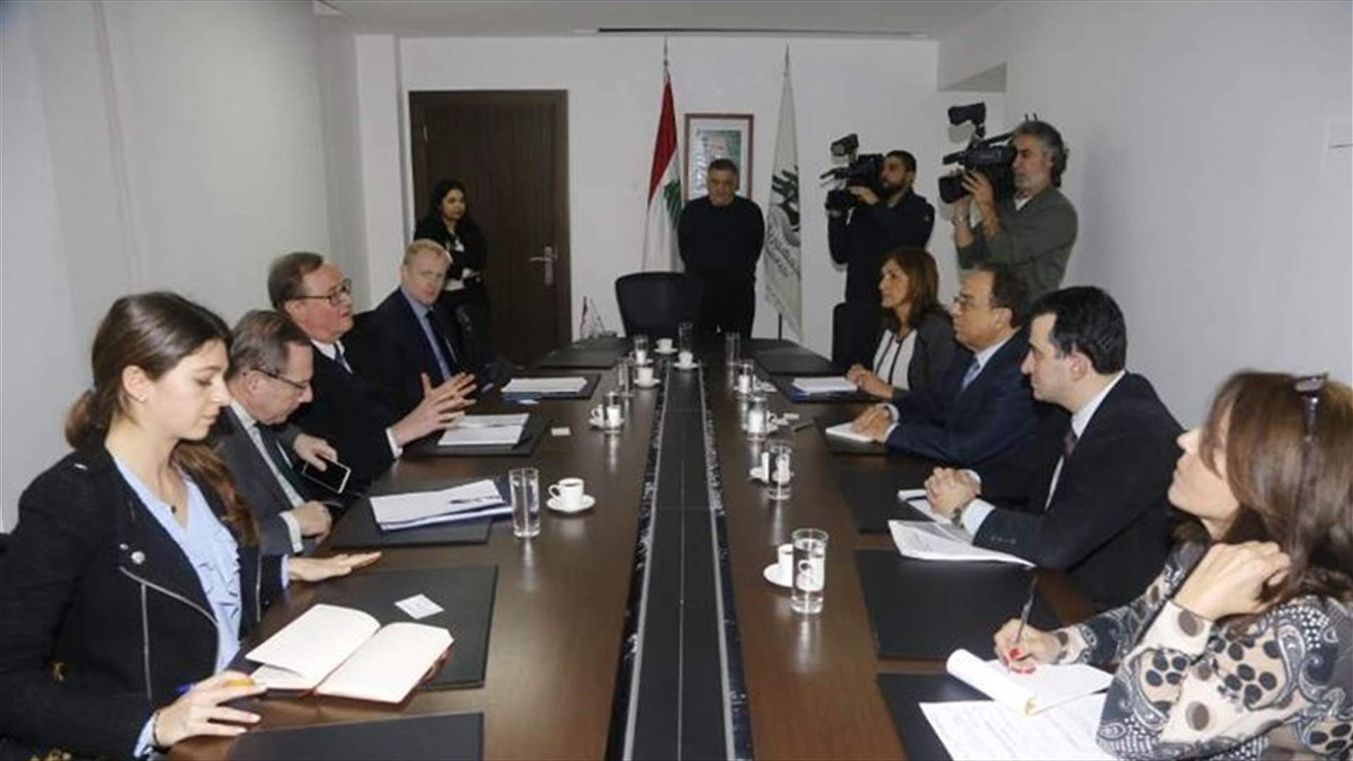 دوكان التقى بطيش... ارتياح فرنسي لتضمين البيان الوزاري موضوع "سيدر"