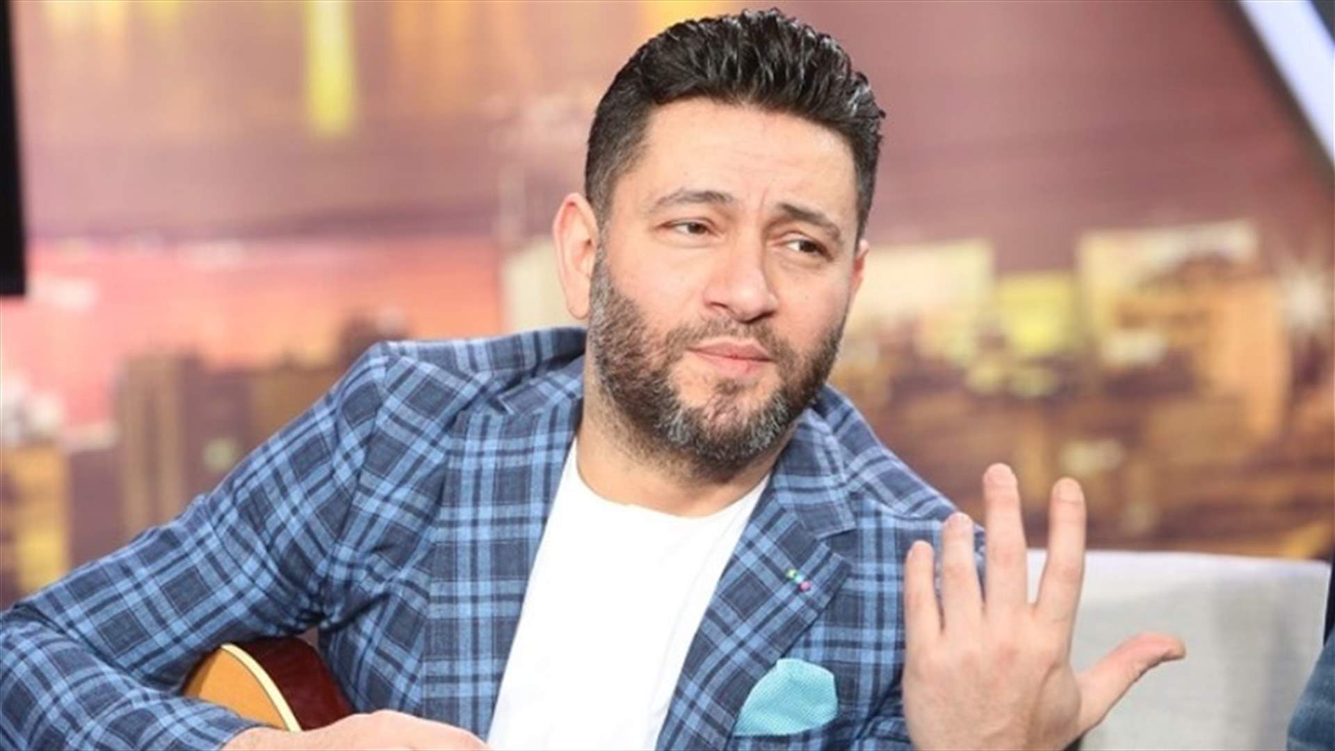 زياد برجي يحطّم هاتفه ويبتعد عن مواقع التواصل الإجتماعي.. ماذا حصل؟