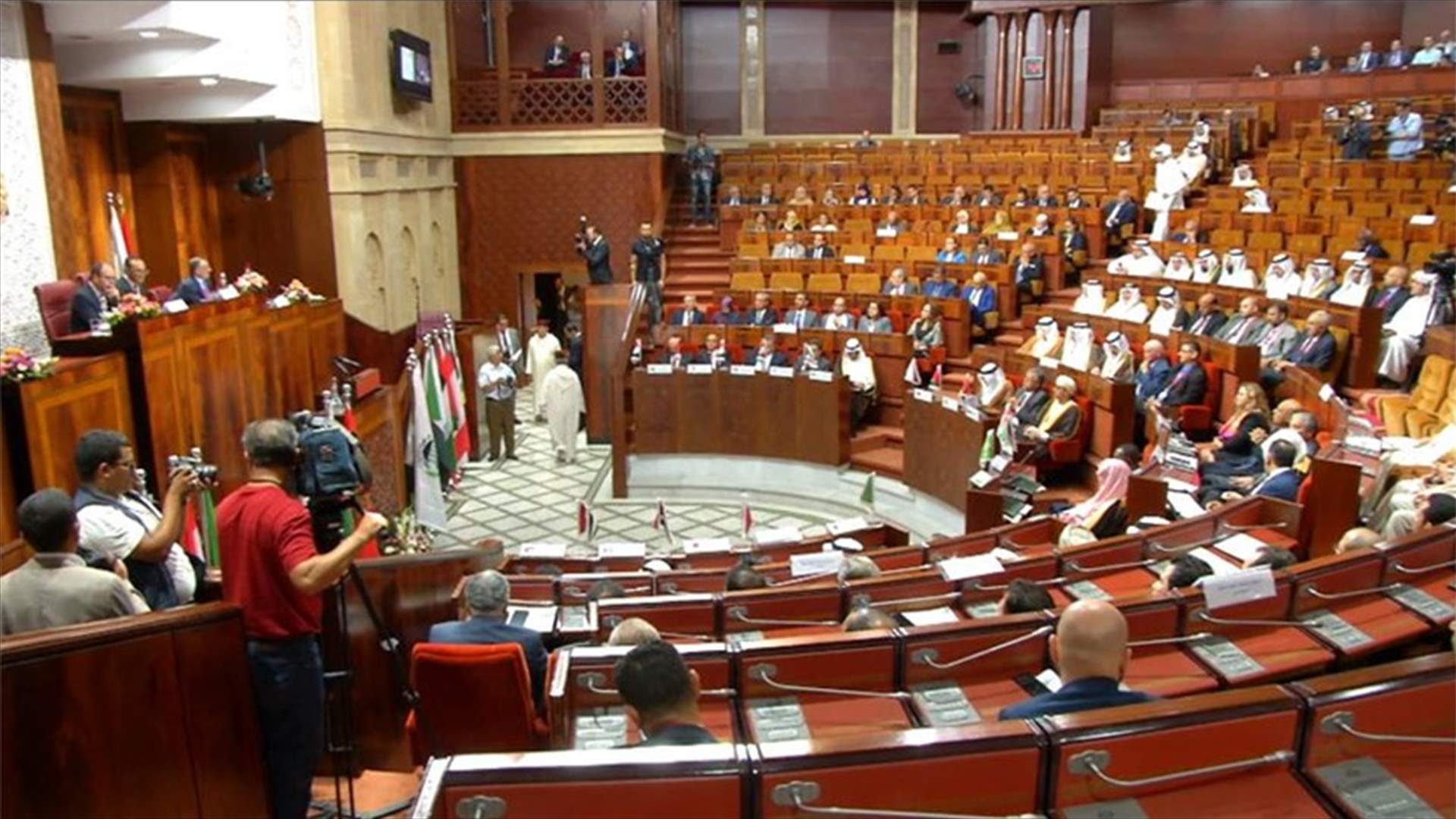 الاتحاد البرلماني العربي يعتبر واشنطن "منحازة" في عملية السلام