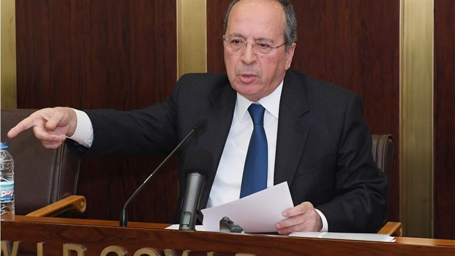 جميل السيد: لو كنت مكان السنيورة لتمنّيت التحقيق...