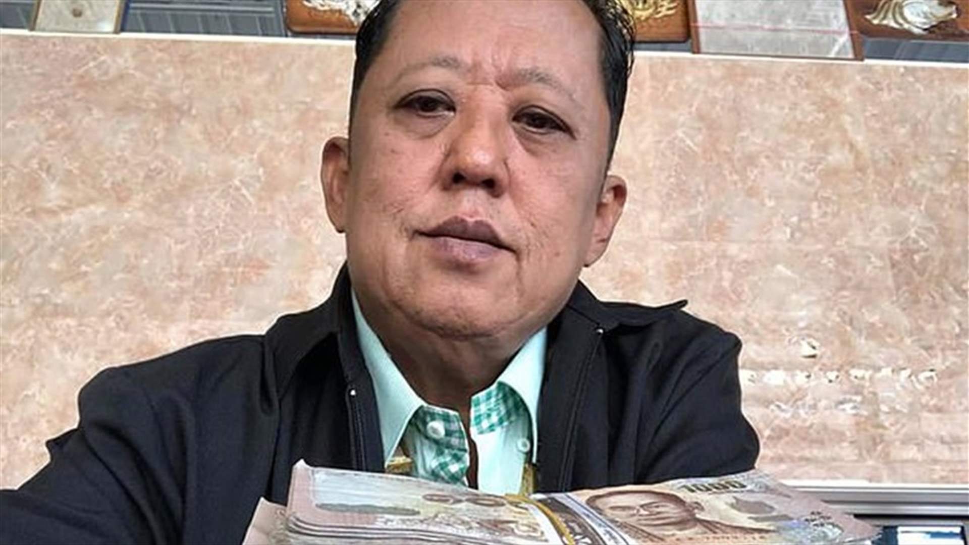 مليونير سيقدم مكافأة مالية ضخمة لمن يتزوّج ابنته... وهذه الشروط