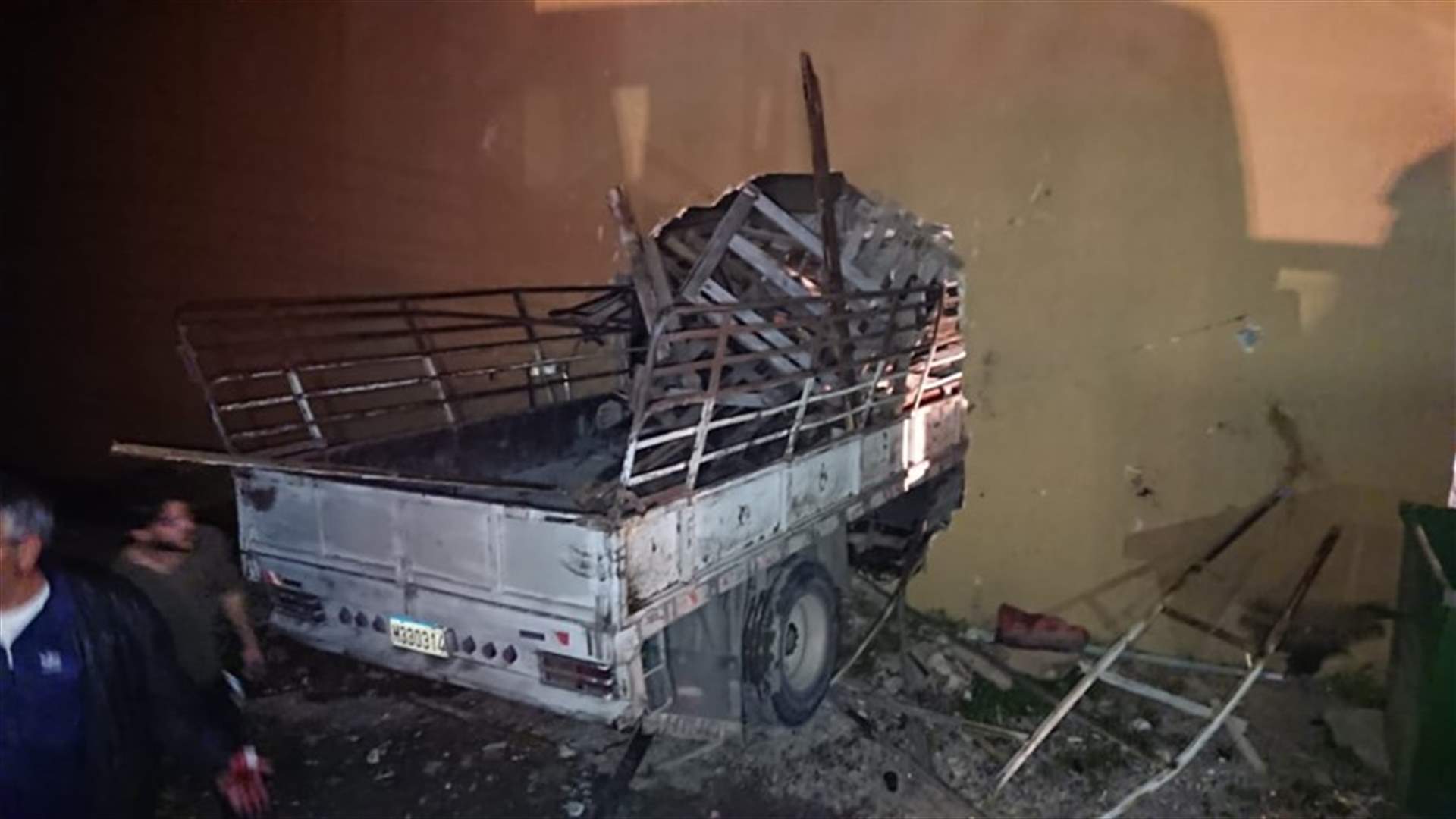 حادث سير مروع في اللبوة... وسقوط قتيل وجريح (صور)