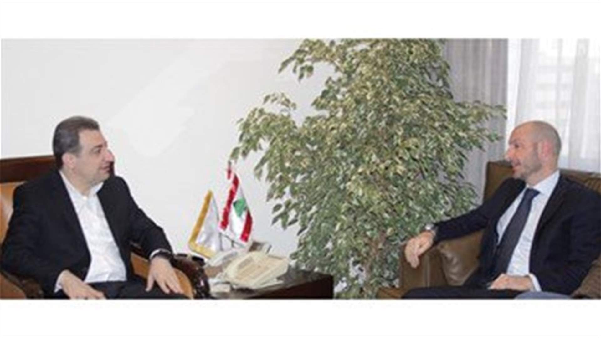 Minister of Industry meets Minister of Environment
