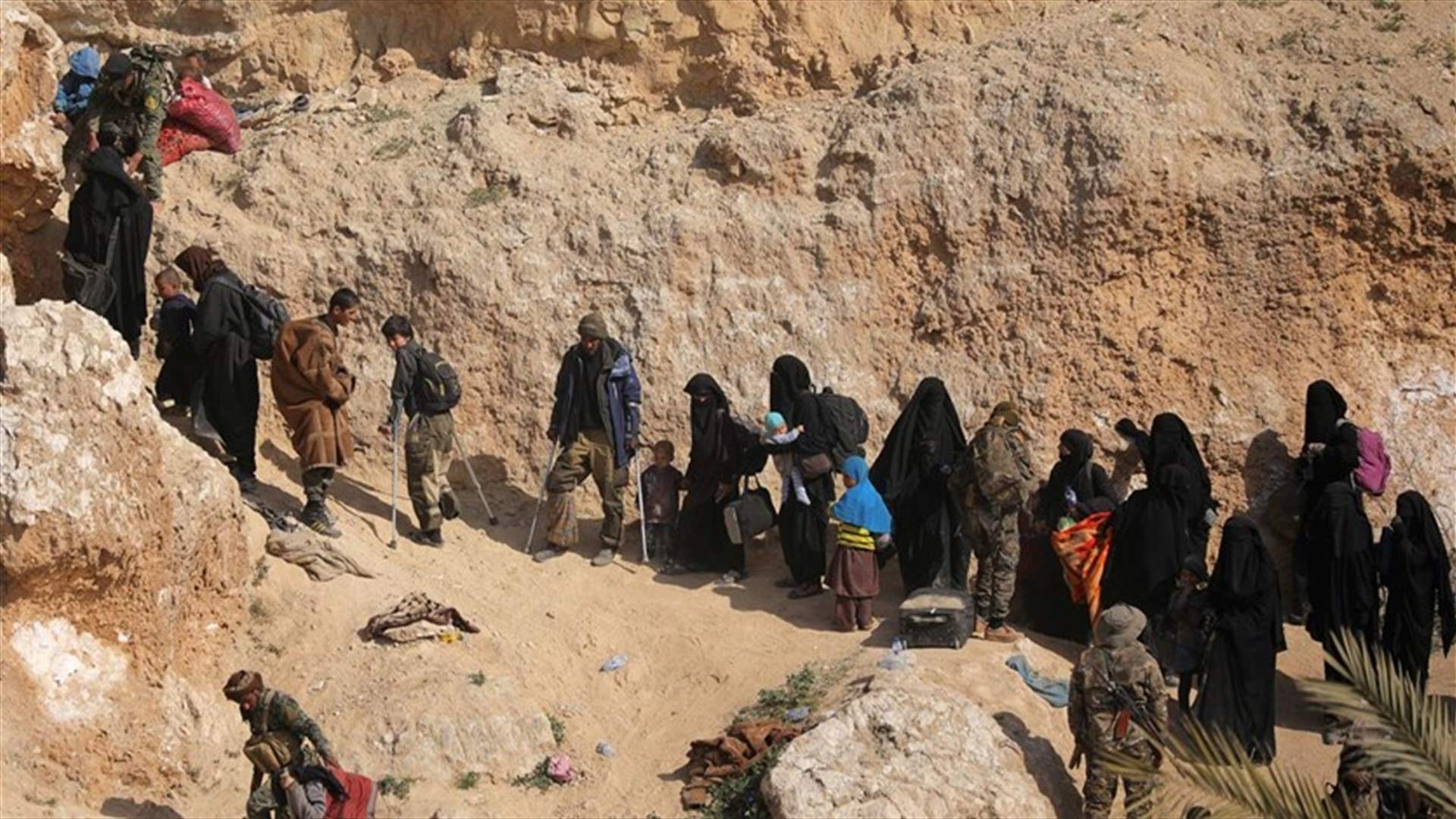 Islamic State loses ground in final Syria enclave, hundreds surrender